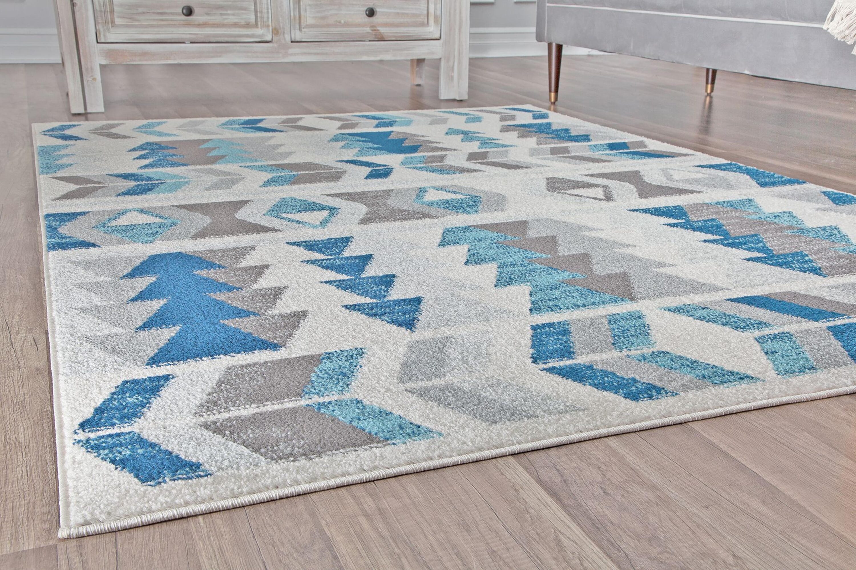 Mixed Berry Geometric Synthetic Rectangular Area Rug, 5' x 7'