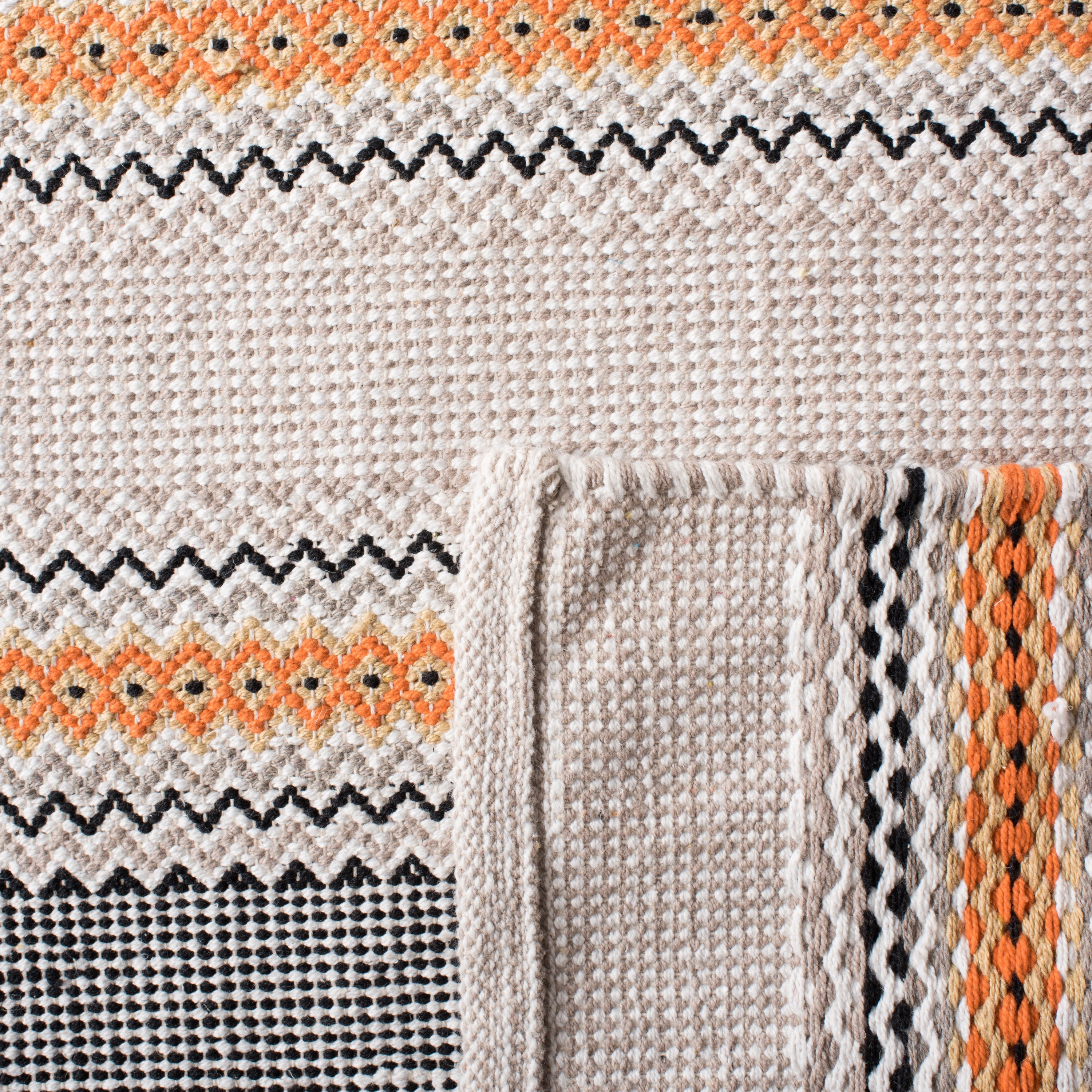 Safavieh MTK536P-4 rugs - View #6