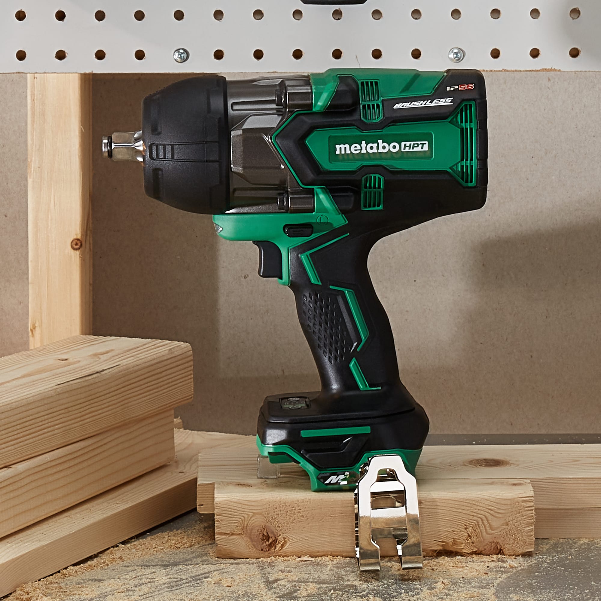 Metabo HPT MultiVolt 36-volt Variable Speed Brushless 1/2-in square Drive  Hybrid Cordless and Corded Impact Wrench (Bare Tool)