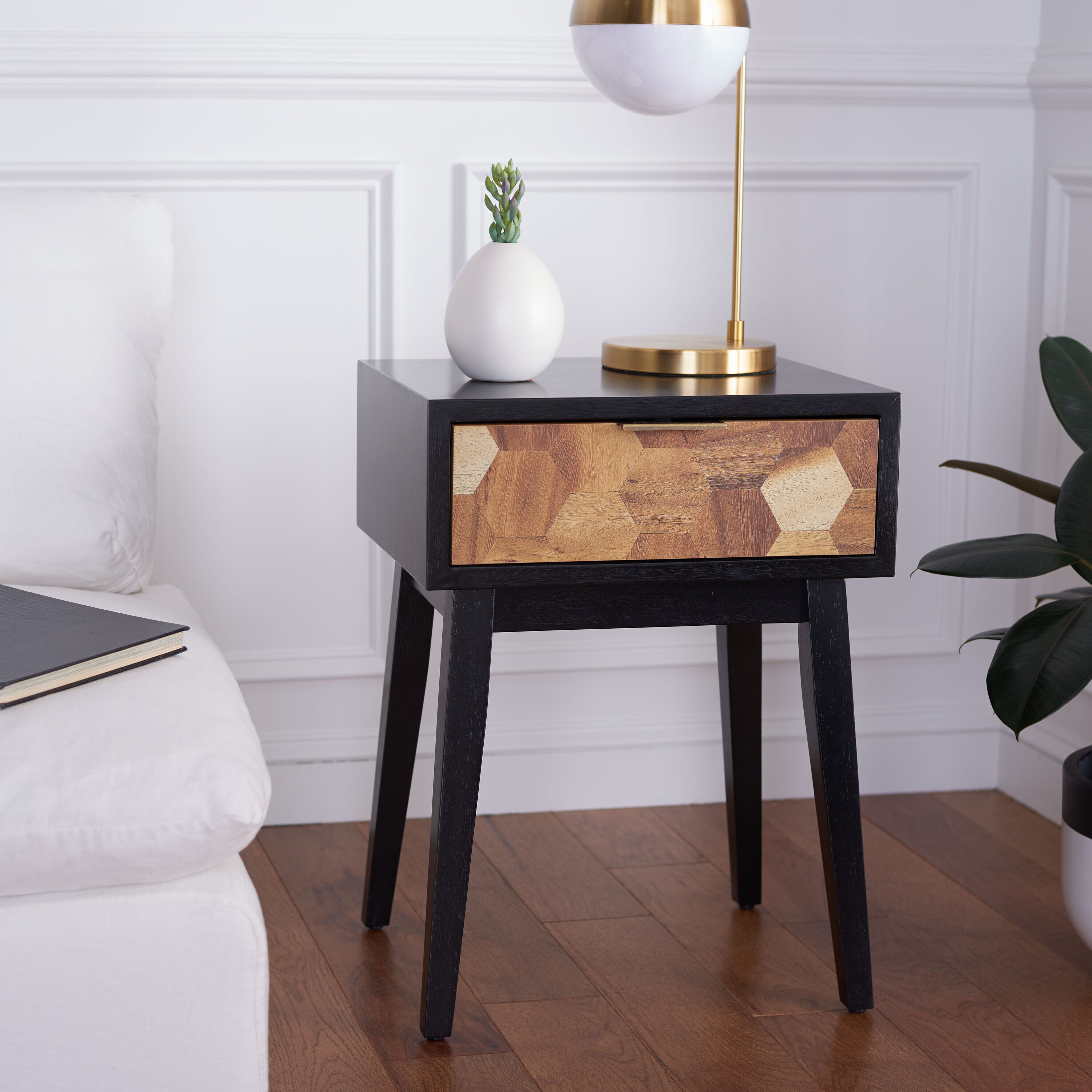 Safavieh ACC6600B Nilo Mid-Century Style 1 Drawer Accent Table/Black/Natural