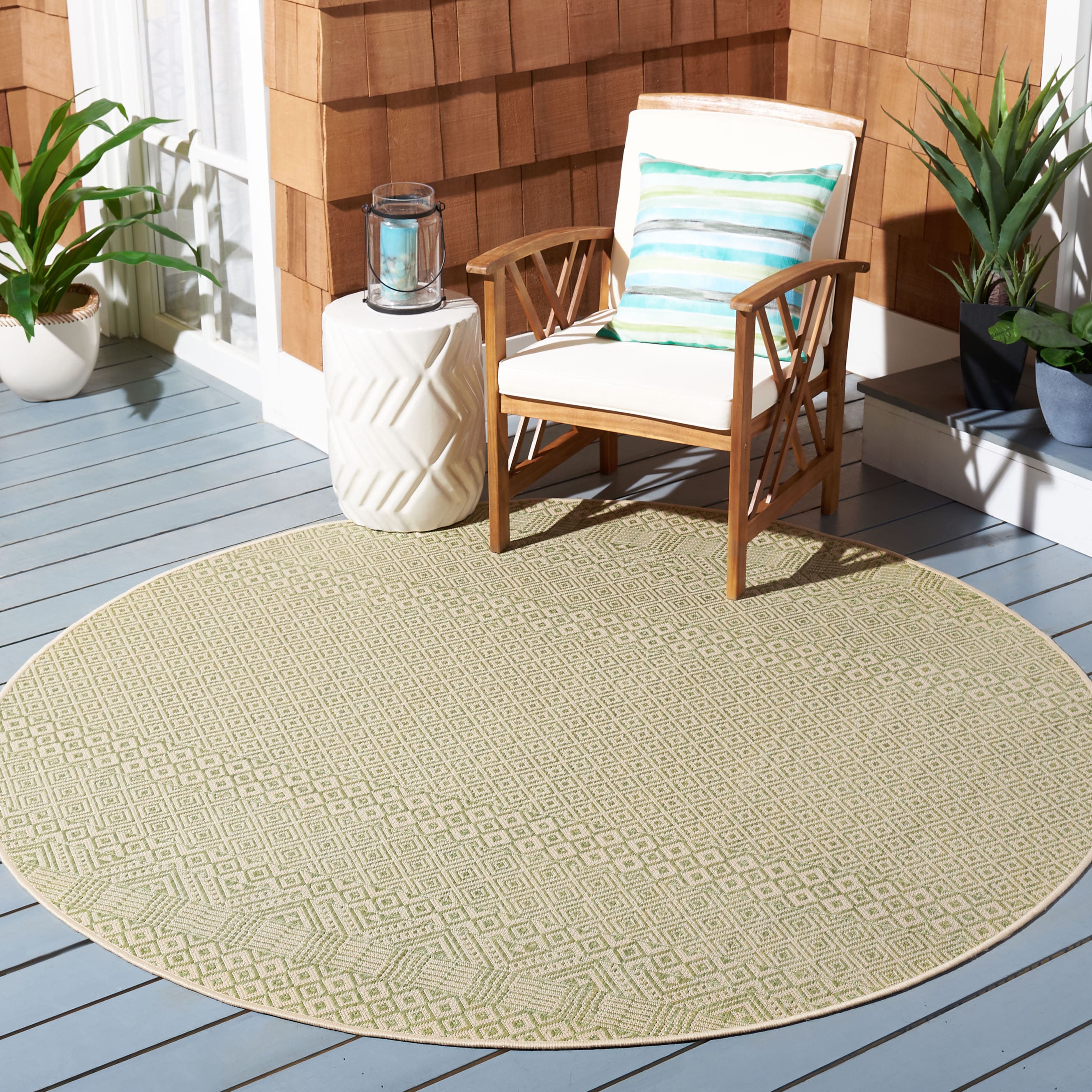 Safavieh CY6235-21812-4R Courtyard 4 x 4 (ft) Loomed Synthetic Beige/Green Round Indoor/Outdoor Geometric Southwestern Area rug