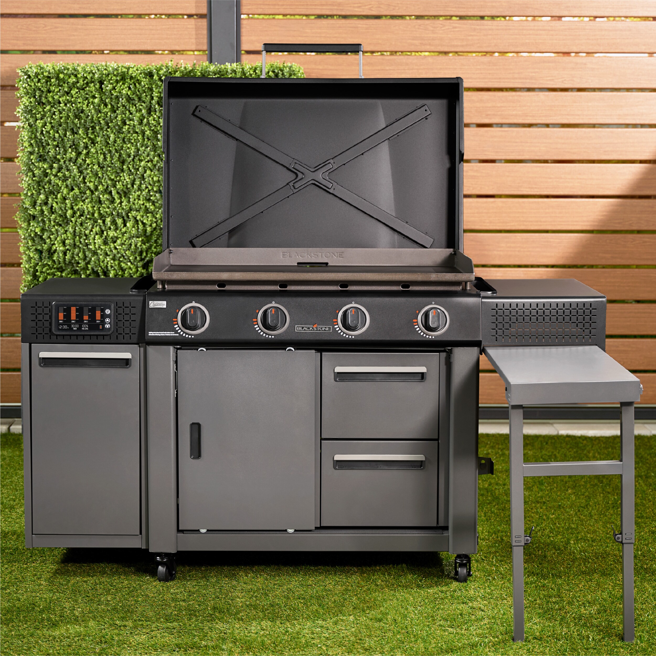 Blackstone 36" Culinary Deluxe Griddle with Extended Side Table 4 -Burner Liquid propane Flat Top Grill