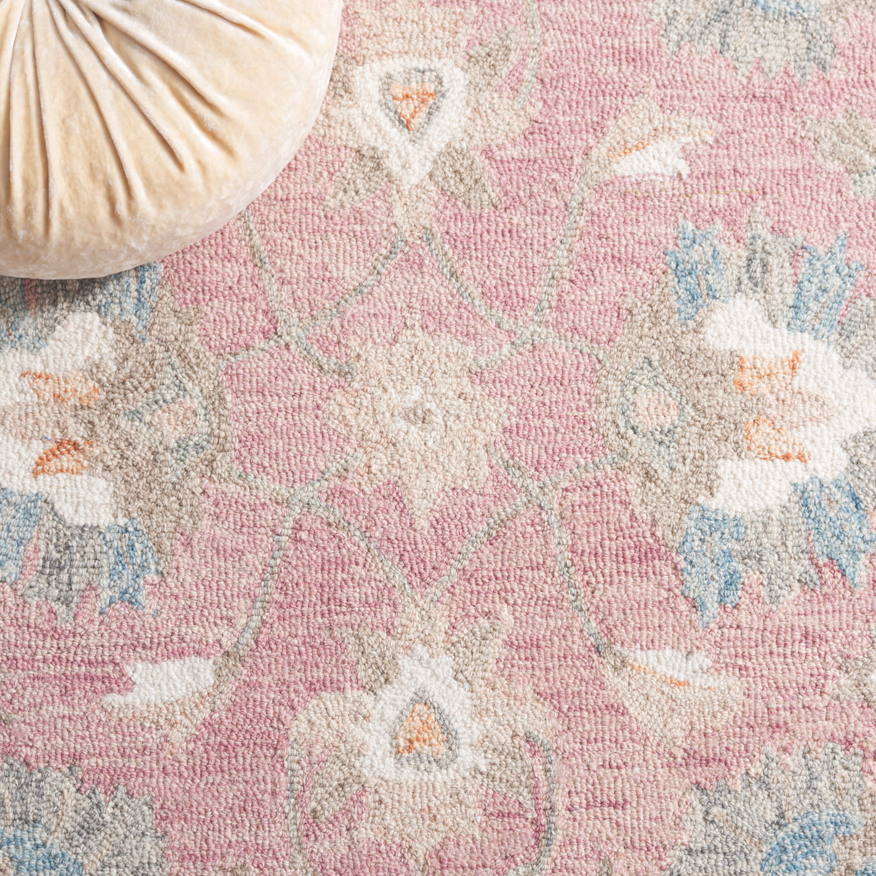 Safavieh HG125U-4 rugs - View #4