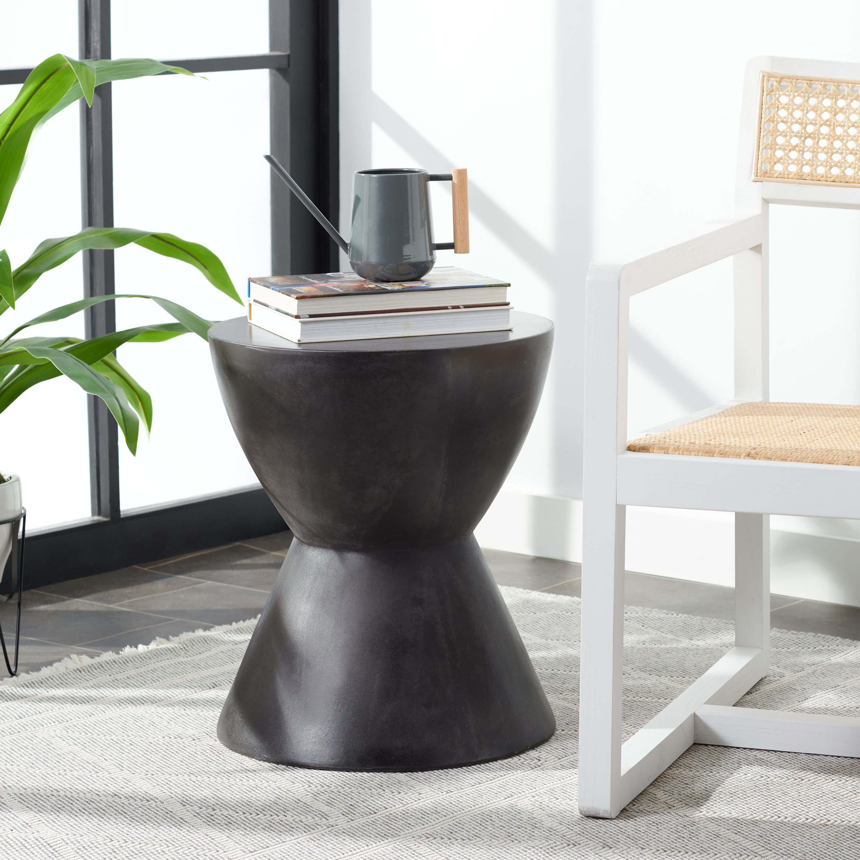 Safavieh VNN1011C Garden-Stools - View #2