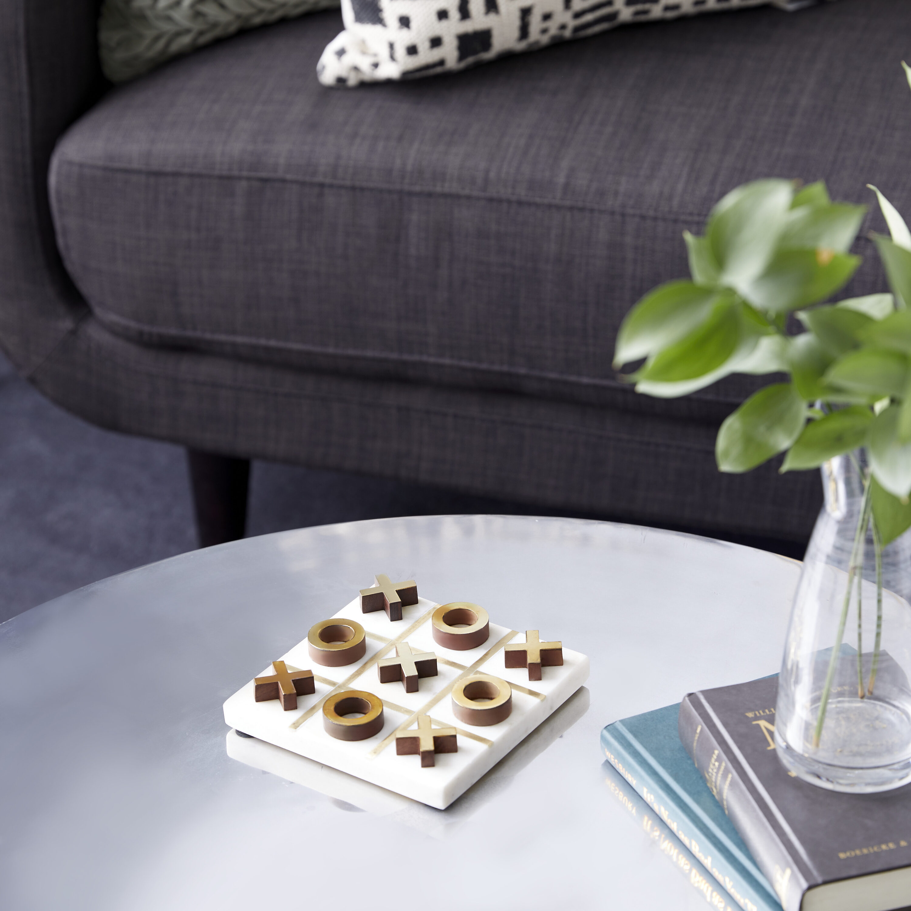 Grayson Lane 22415 White Marble Glam Sculpture