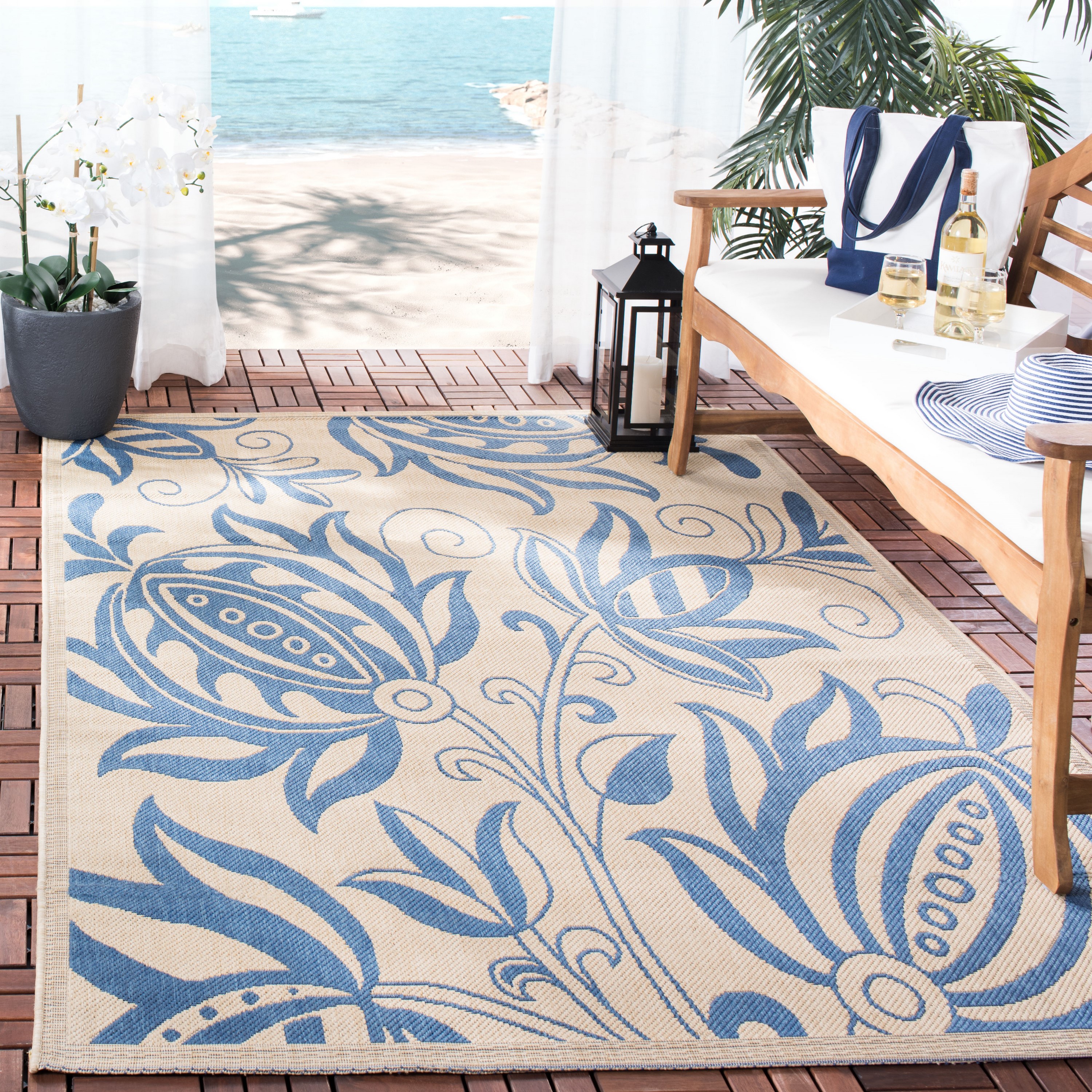 Safavieh CY2961-3101-4 Courtyard Blossums 4 x 6 (ft) Loomed Polypropylene Natural/Blue Rectangular Indoor/Outdoor Floral/Botanical Coastal Area rug