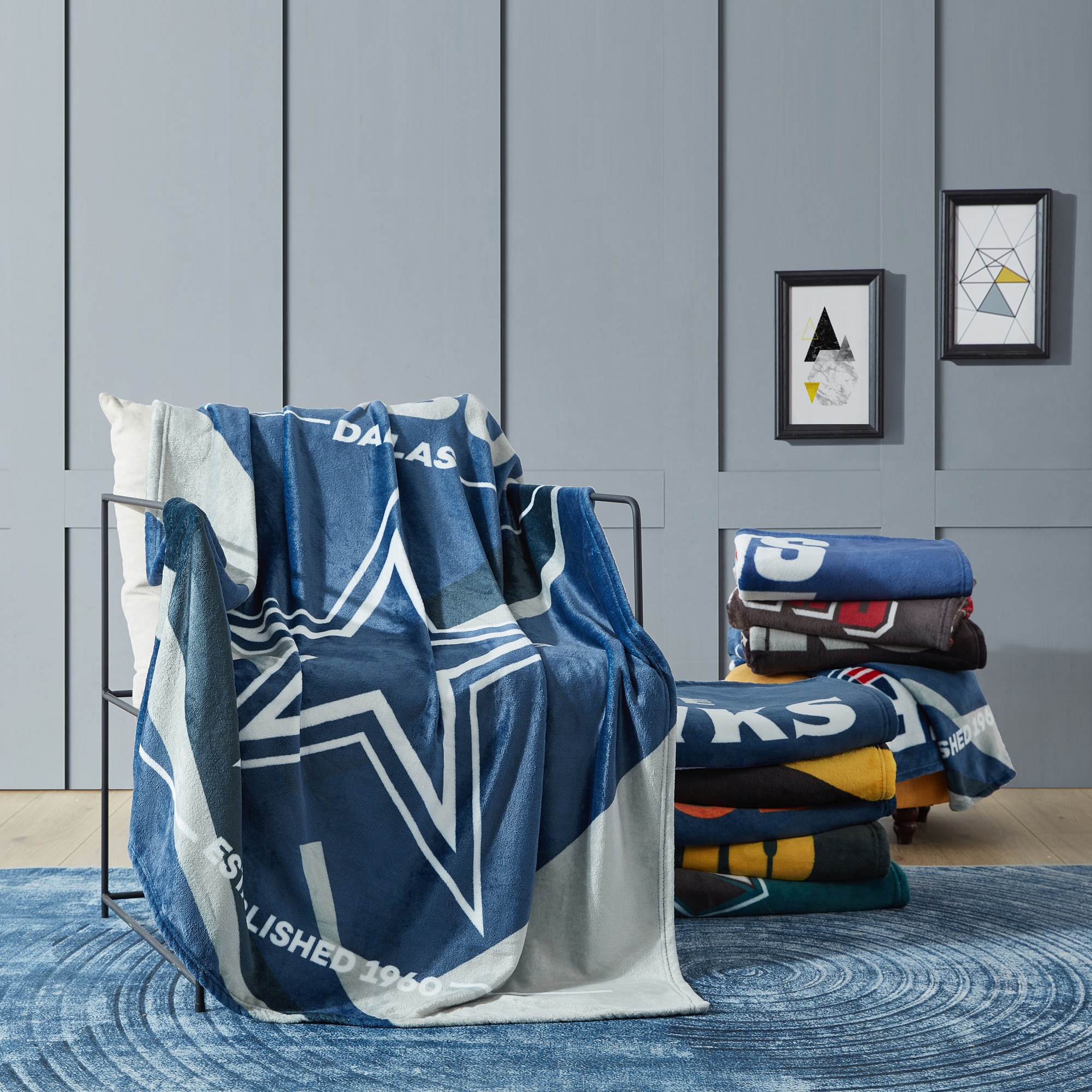 Dallas Cowboys Navy Fleece Throw, (50 x 60)