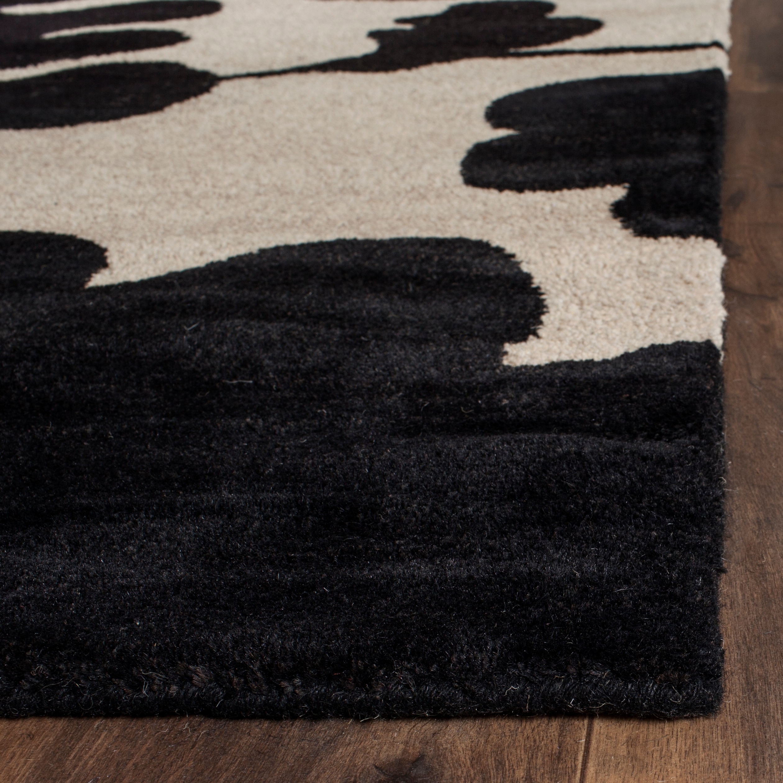 Safavieh SOH419A-8 rugs - View #3