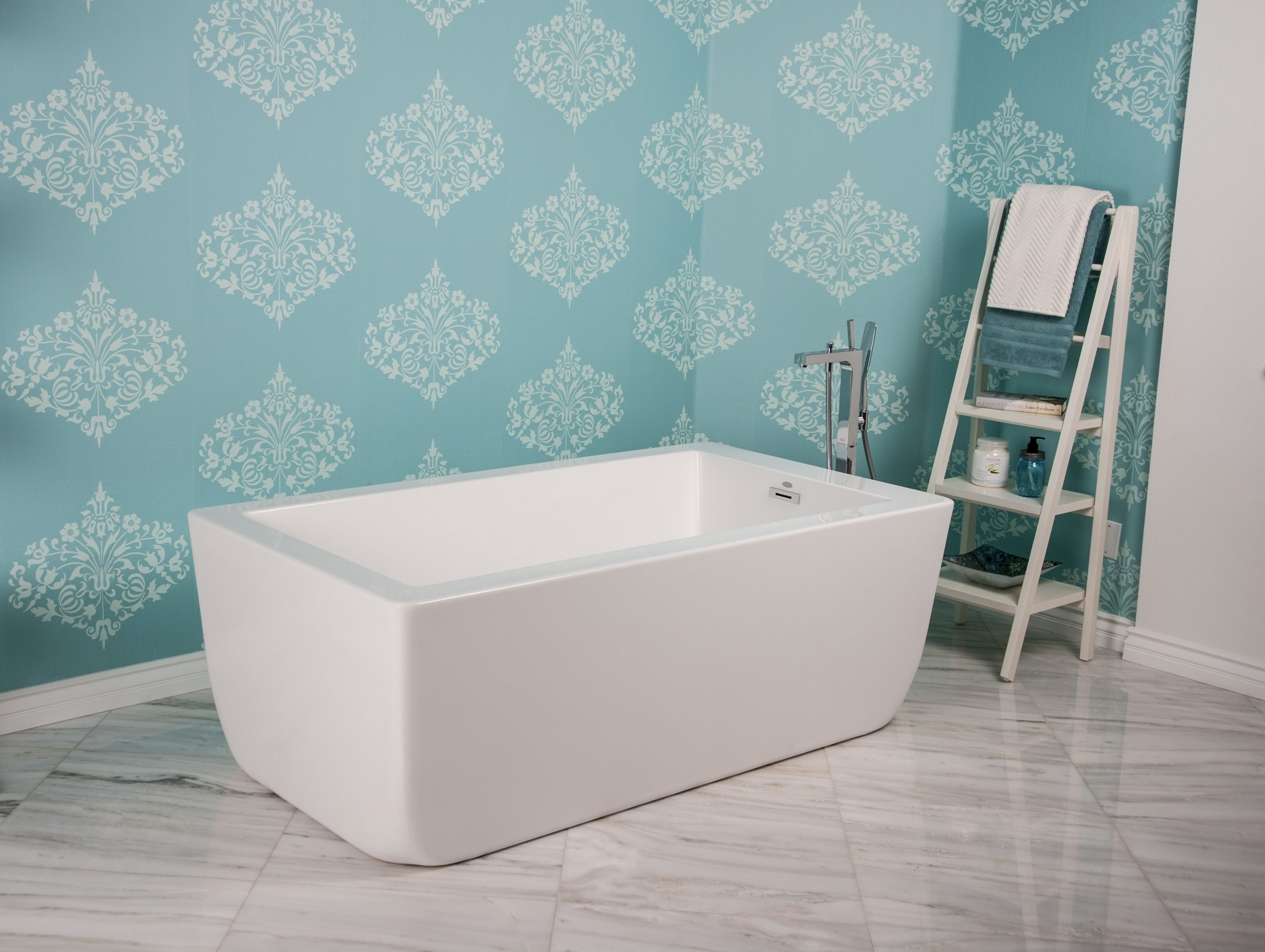 Jacuzzi Elara 36in W x 68in L White Acrylic Rectangular Reversible