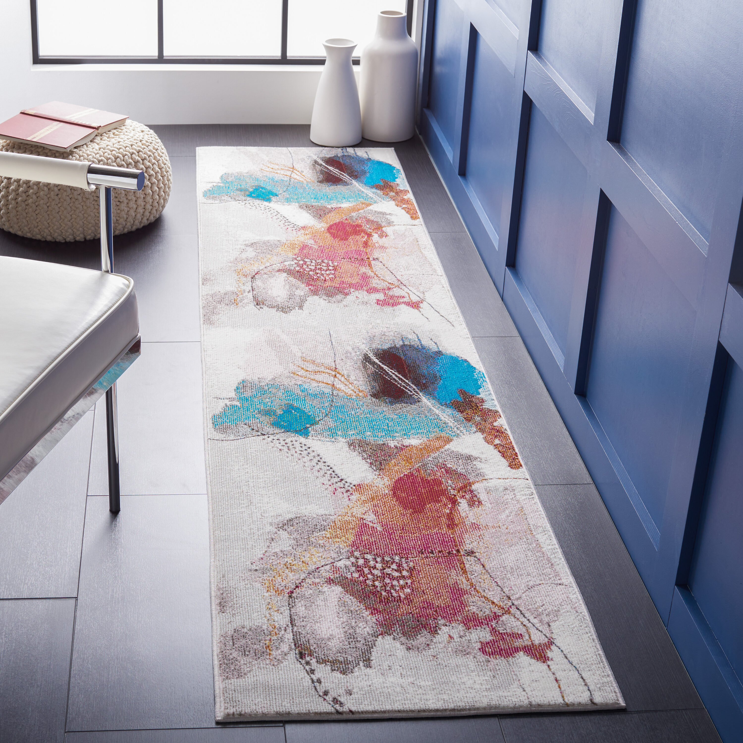 Aria 193Q Ivory/Red 2ft x 8ft Runner Rug