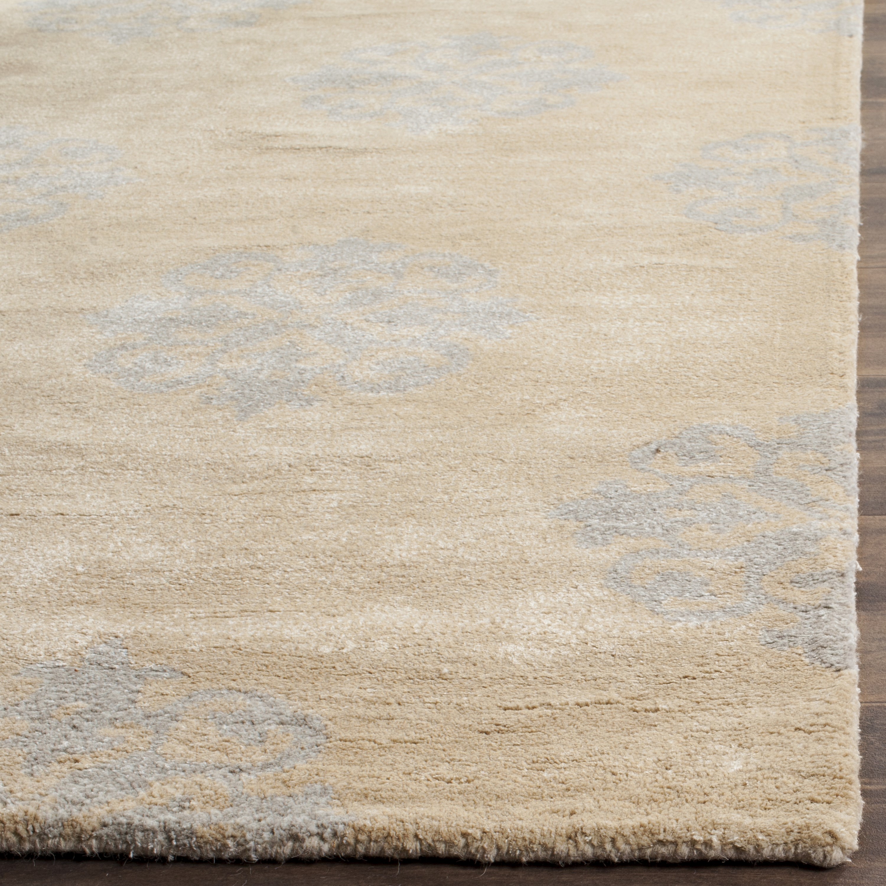 Safavieh SOH424D-8 rugs - View #3
