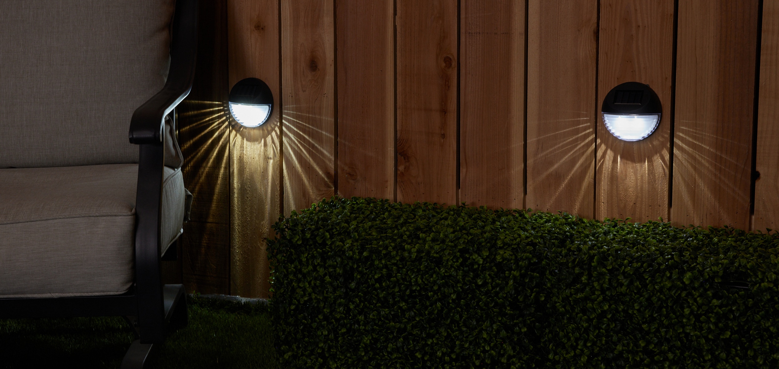 Nature Spring Outdoor Lights 8-Lumen 1-Watt White Solar LED Spot