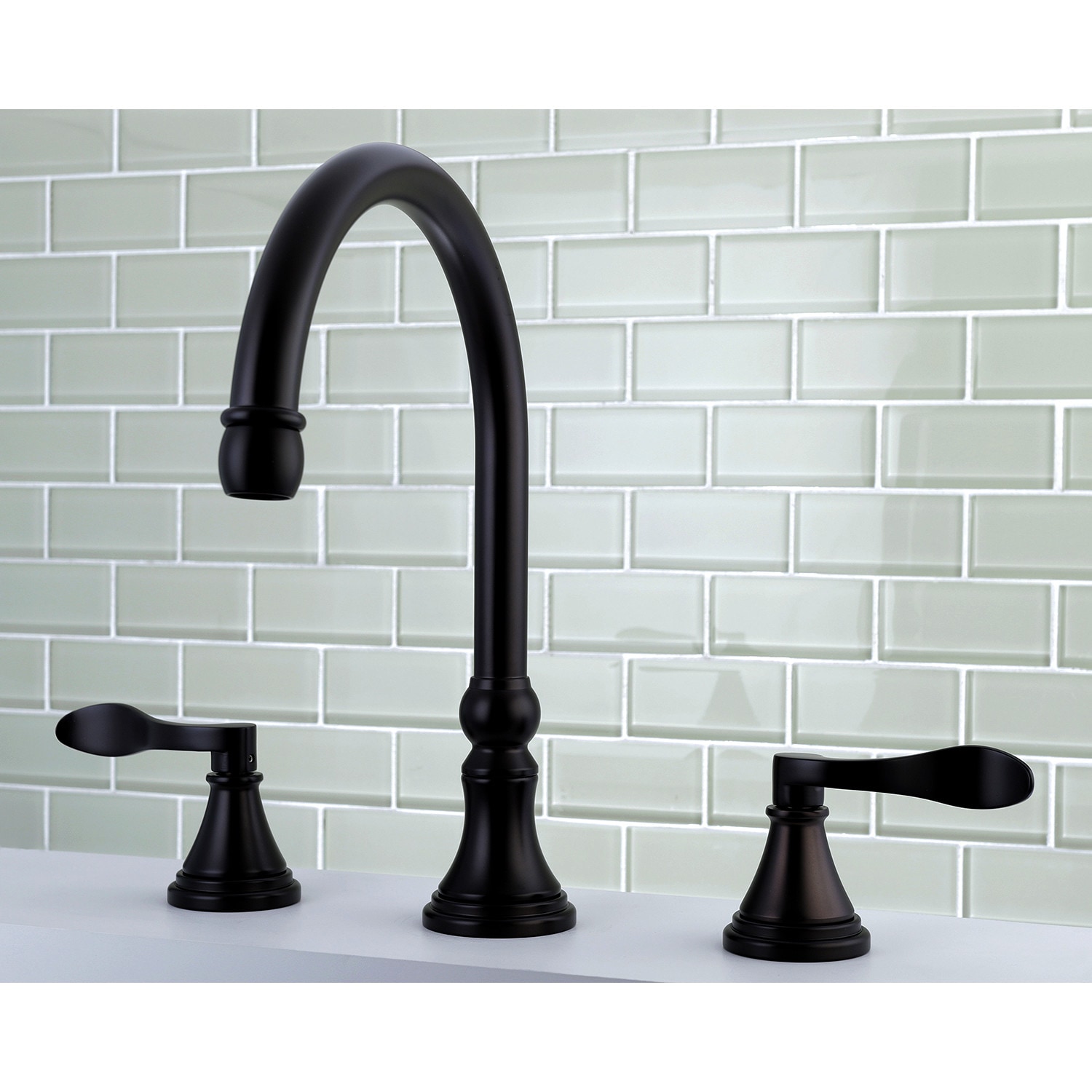 Kingston Brass WLKS2345DFL NuFrench Oil-rubbed bronze 2-handle Deck-mount Roman High-arc Bathtub Faucet ( Valve Included )