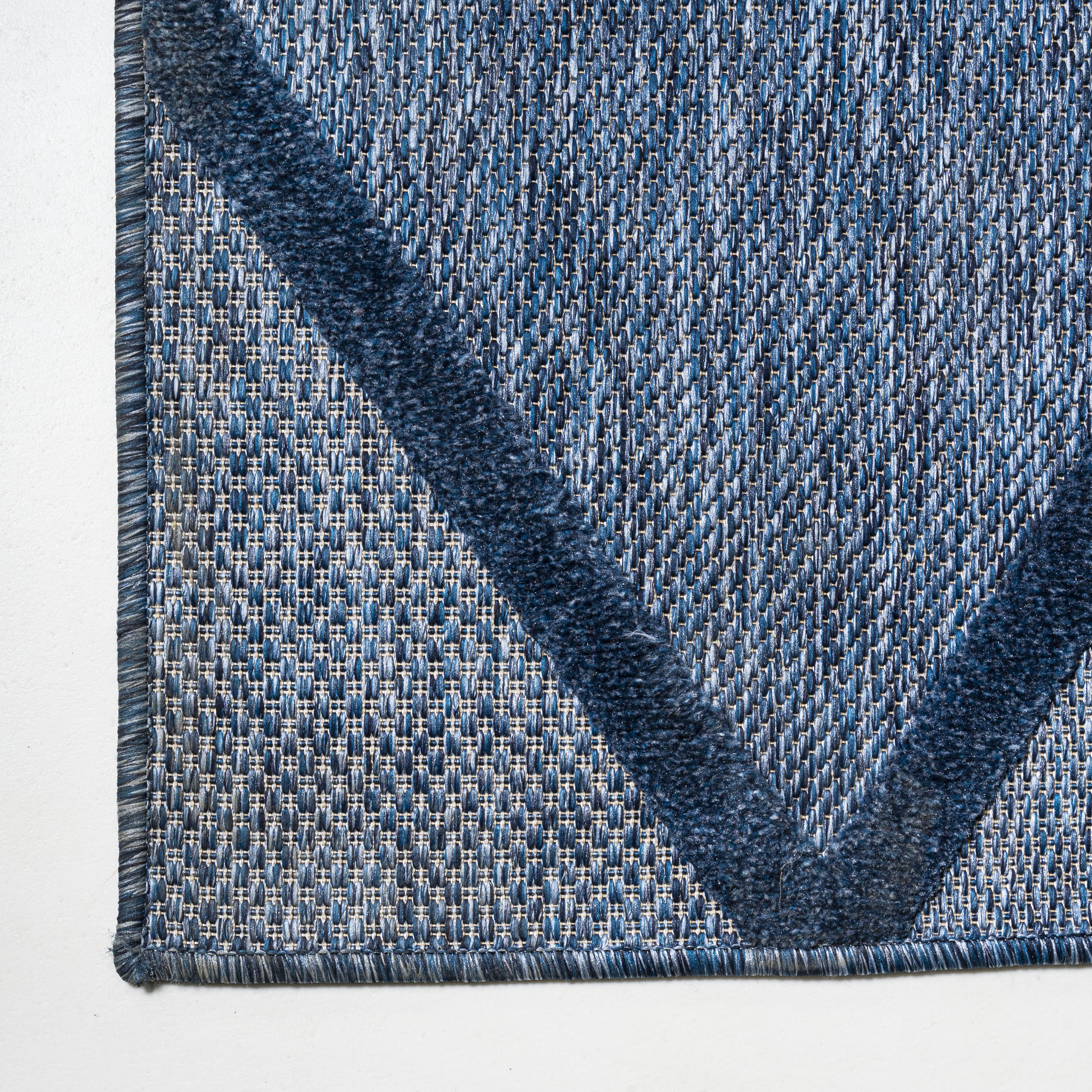 Navy Mediterranean Trellis 63'' Handmade Synthetic Area Rug