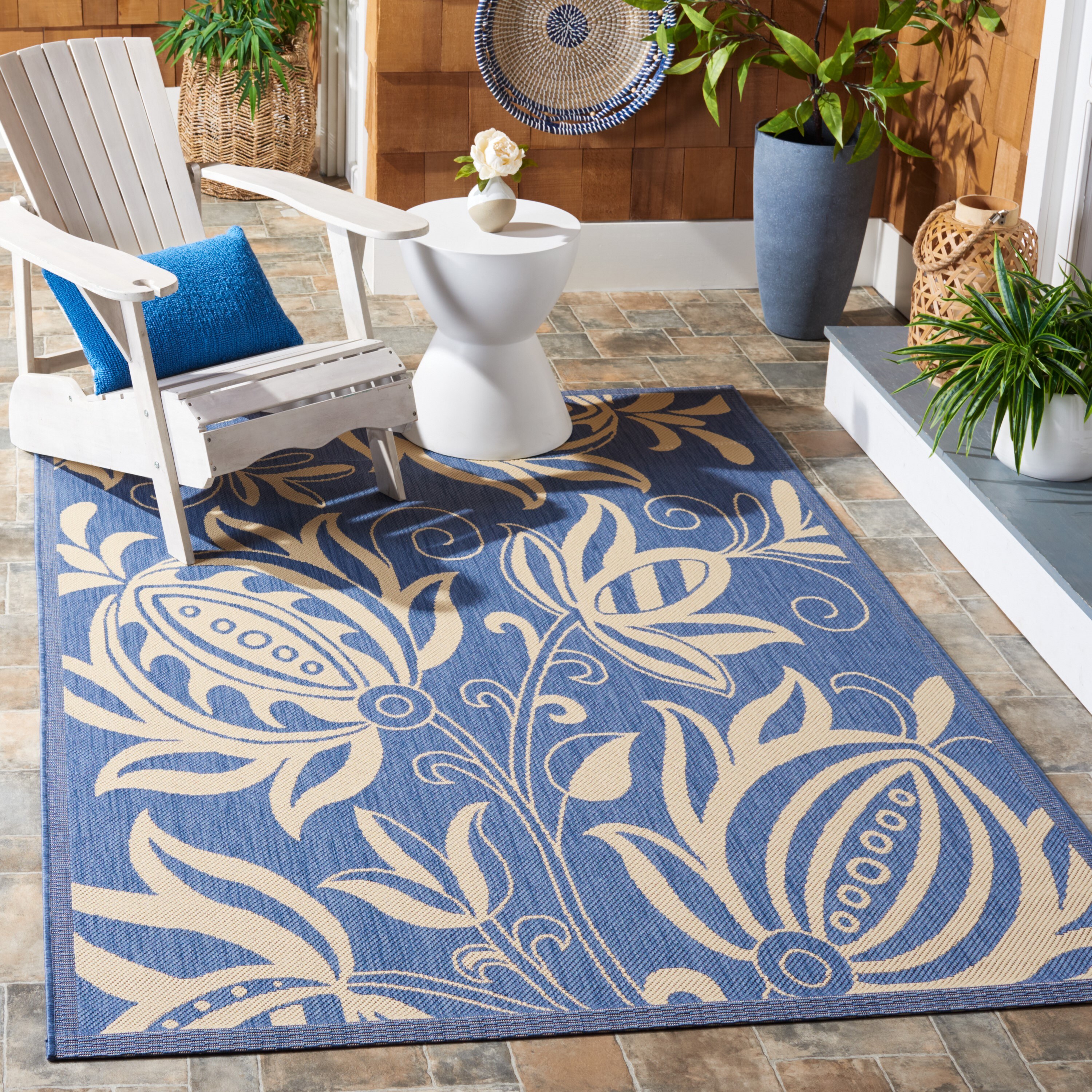 Safavieh CY2961-3103-5 Courtyard Blossums 5 x 8 (ft) Loomed Polypropylene Blue/Natural Rectangular Indoor/Outdoor Floral/Botanical Coastal Area rug