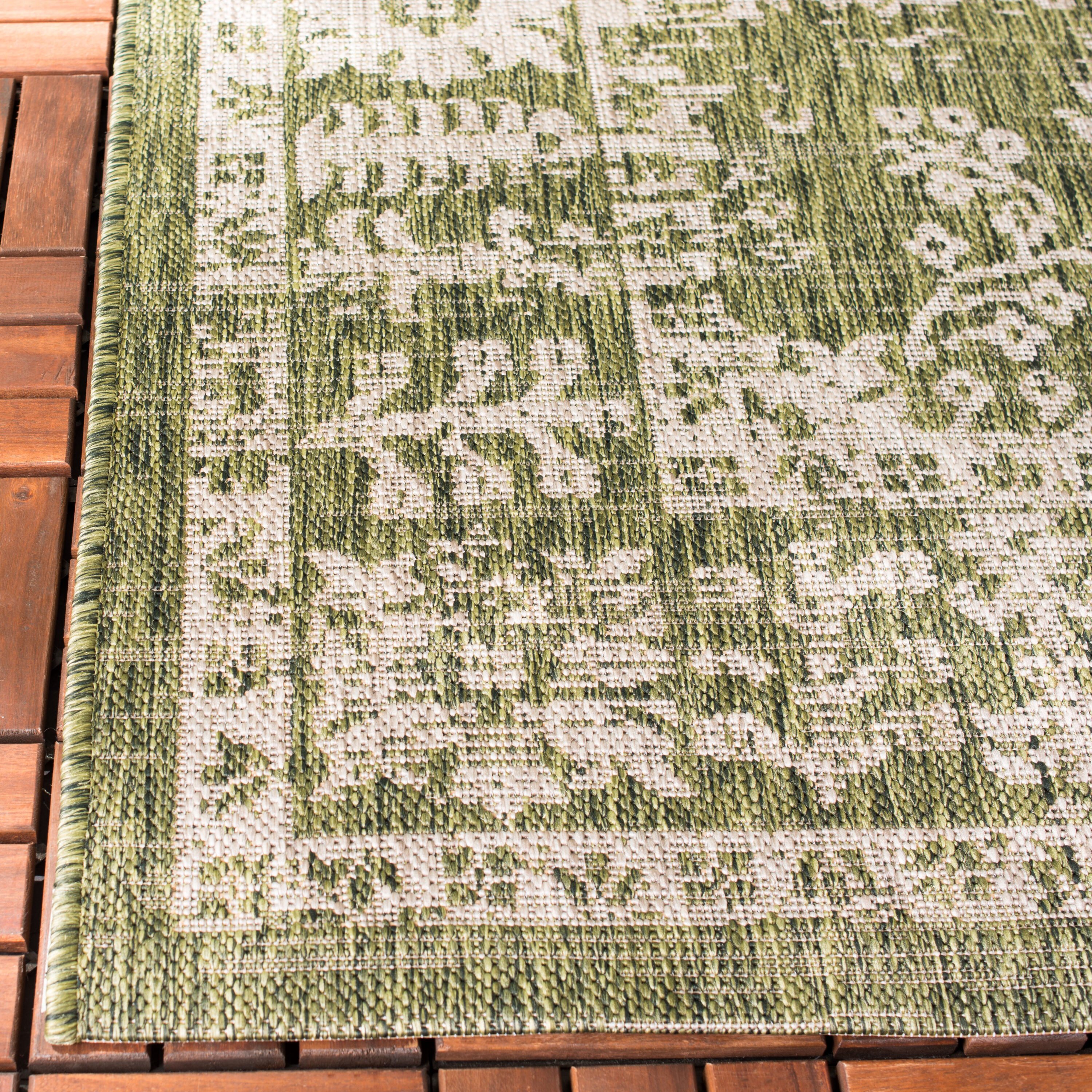 Safavieh CY8678-379-5 rugs - View #5