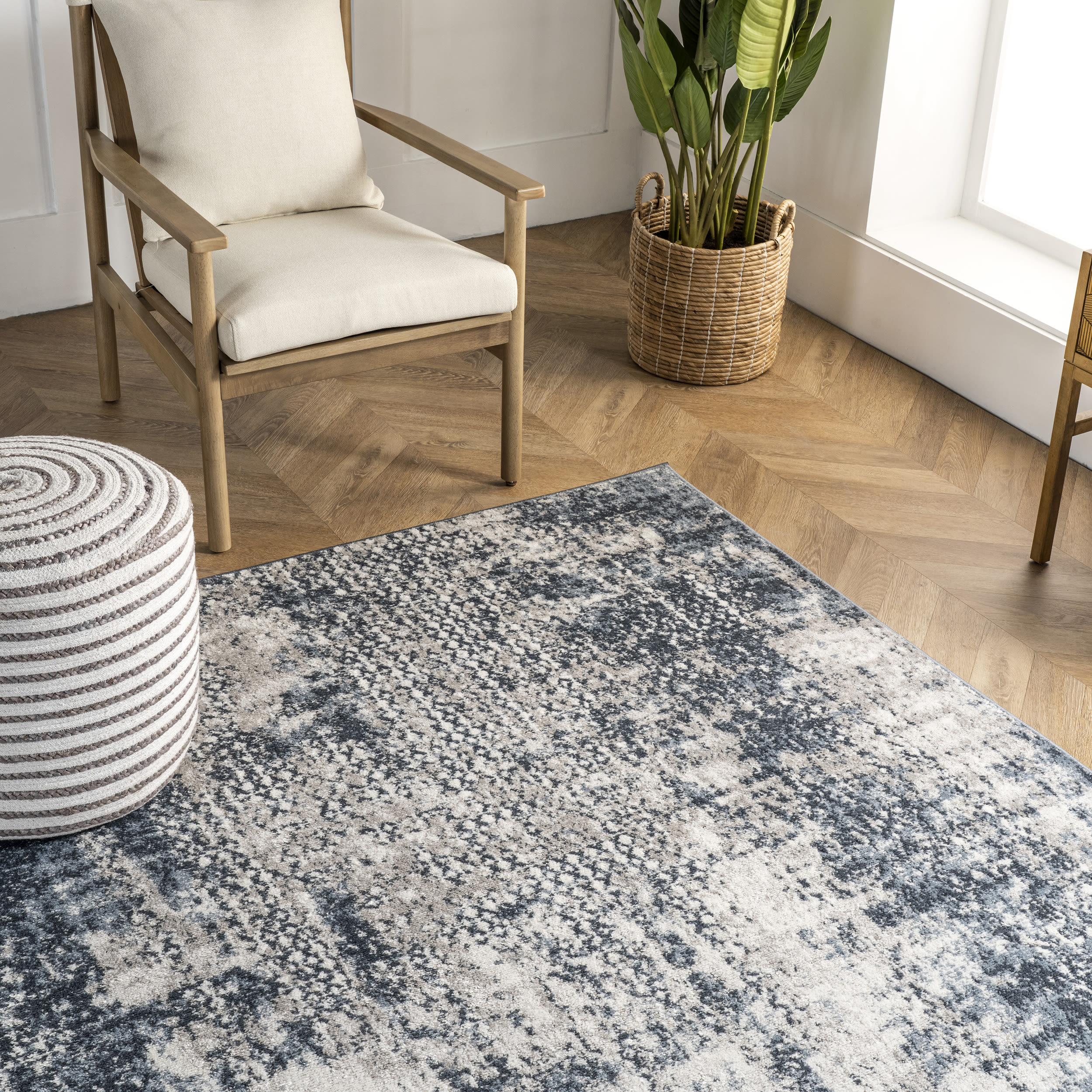 Reversible Abstract Blue Synthetic 4' x 6' Easy-Care Area Rug
