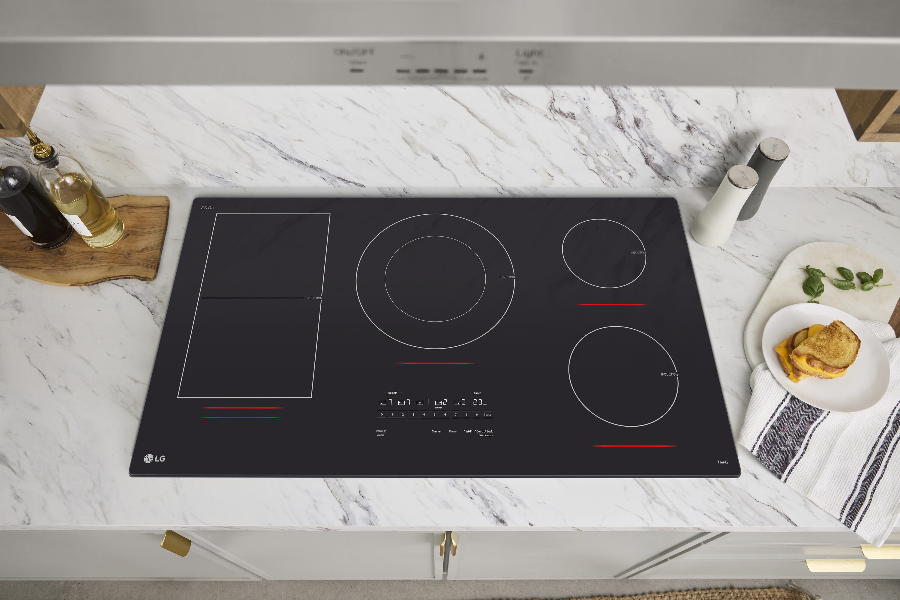 LG 36-in 5 Burners Black Smart Induction Cooktop with Bridge Element ...