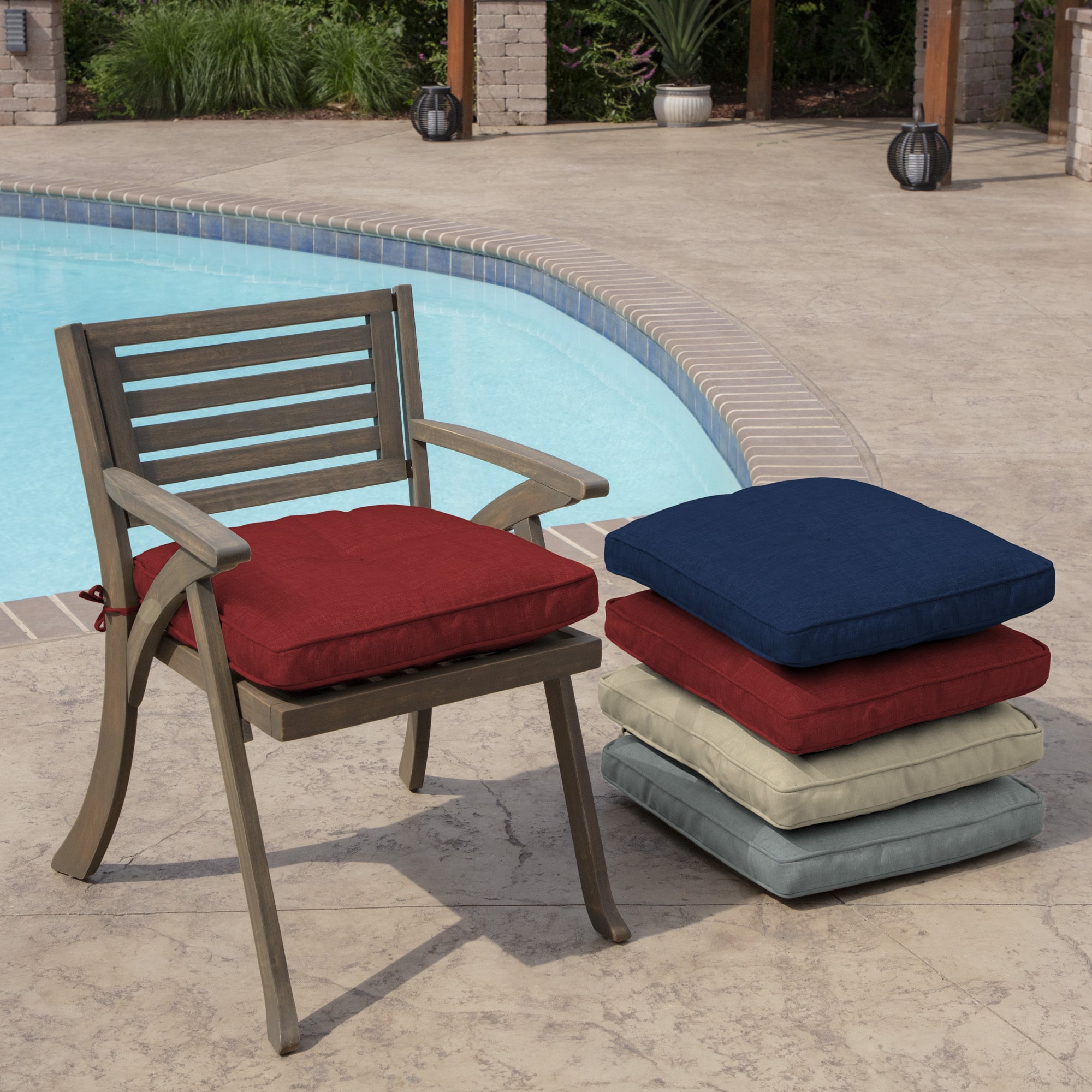 Arden Selections Plush Polyfill 20-in x 20-in Ruby Red Leala Patio ...