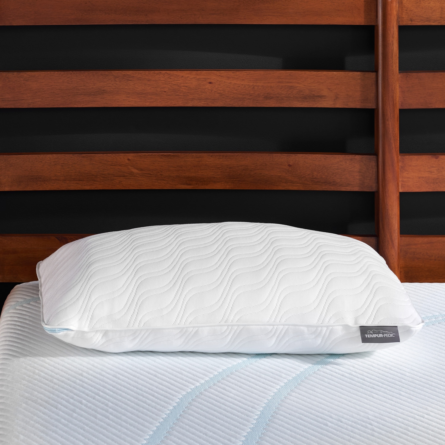 TEMPUR-PEDIC Standard Soft Memory Foam Bed Pillow in the Bed Pillows ...