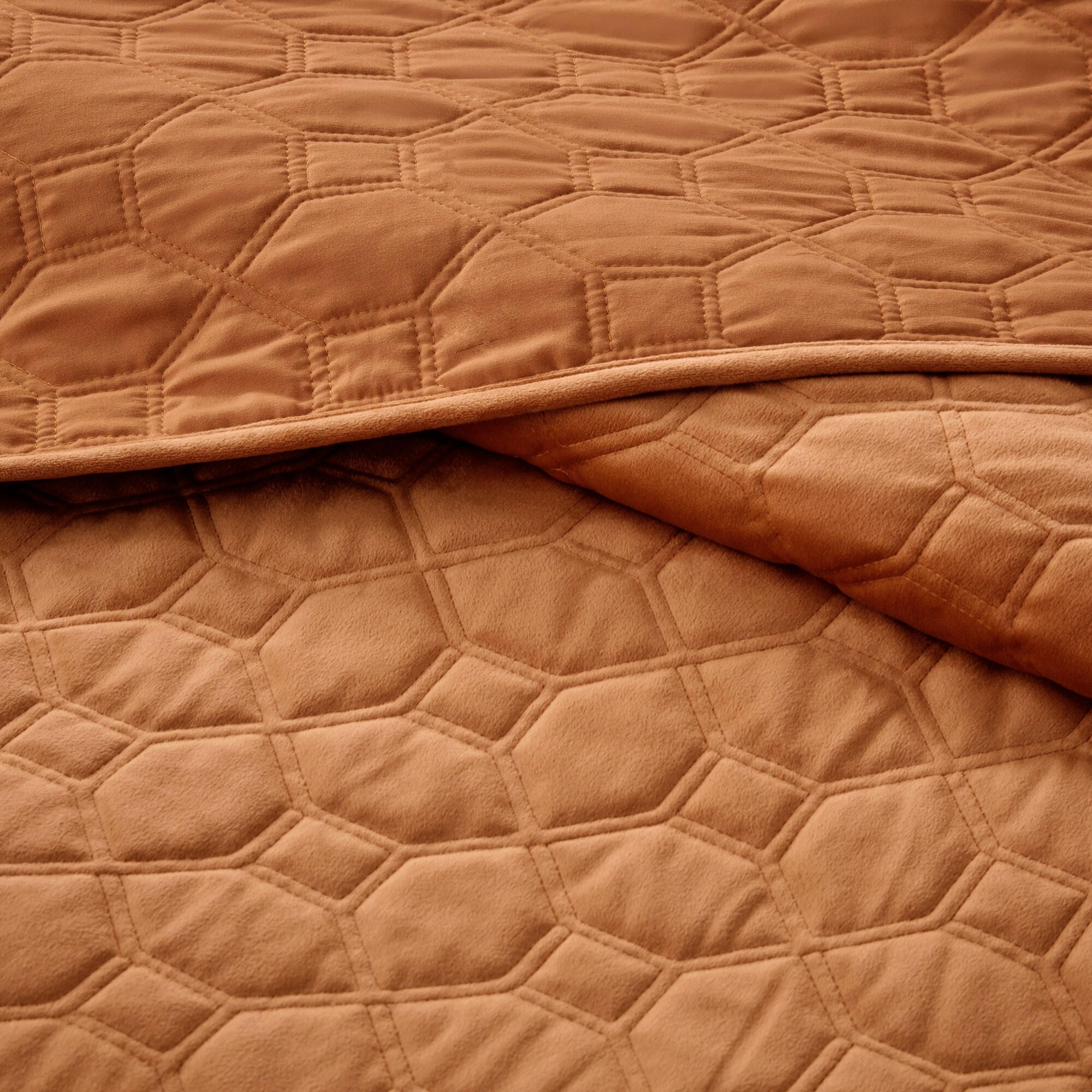 LUXEYARD DS-J-97649-B035 bedding - View #4