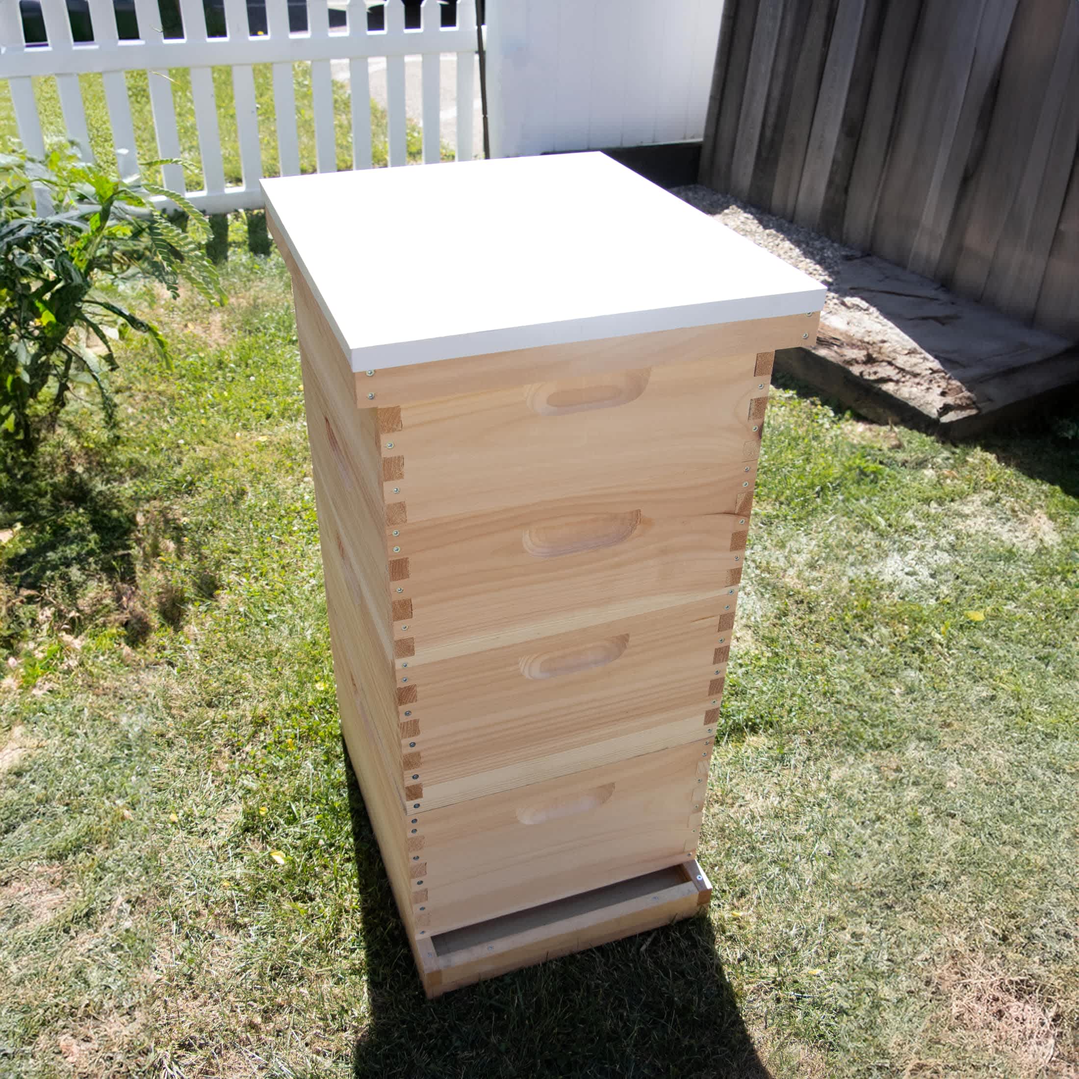 Lehman's 1685120 Bee-Houses - View #3