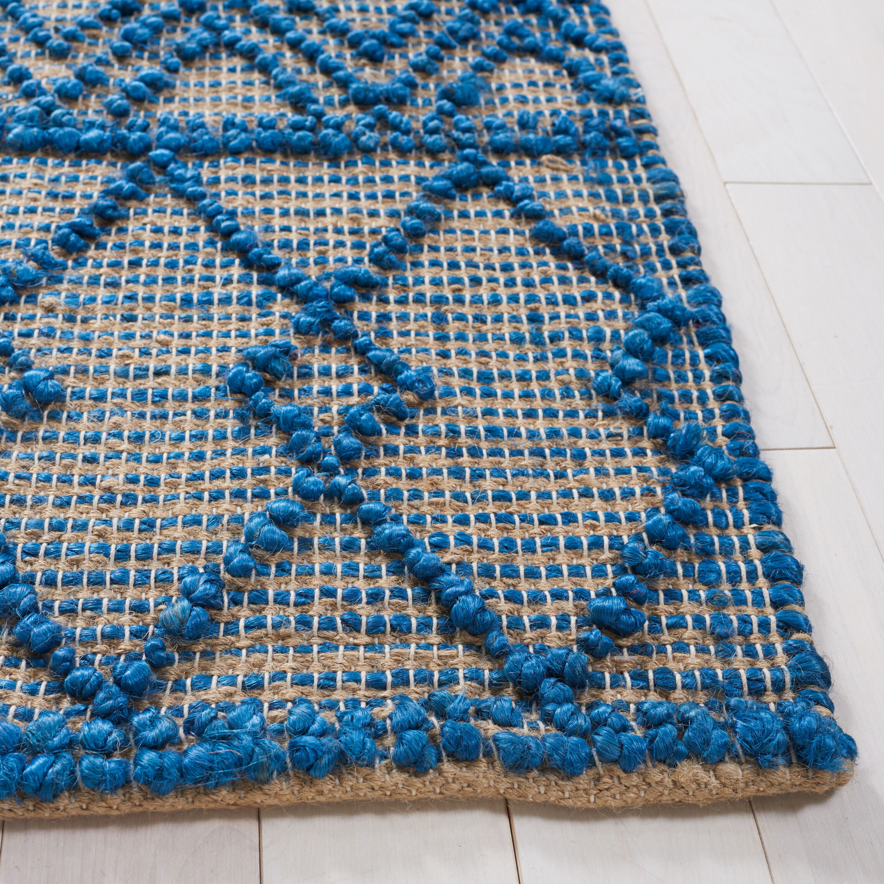 Safavieh NF221M-28 rugs - View #6