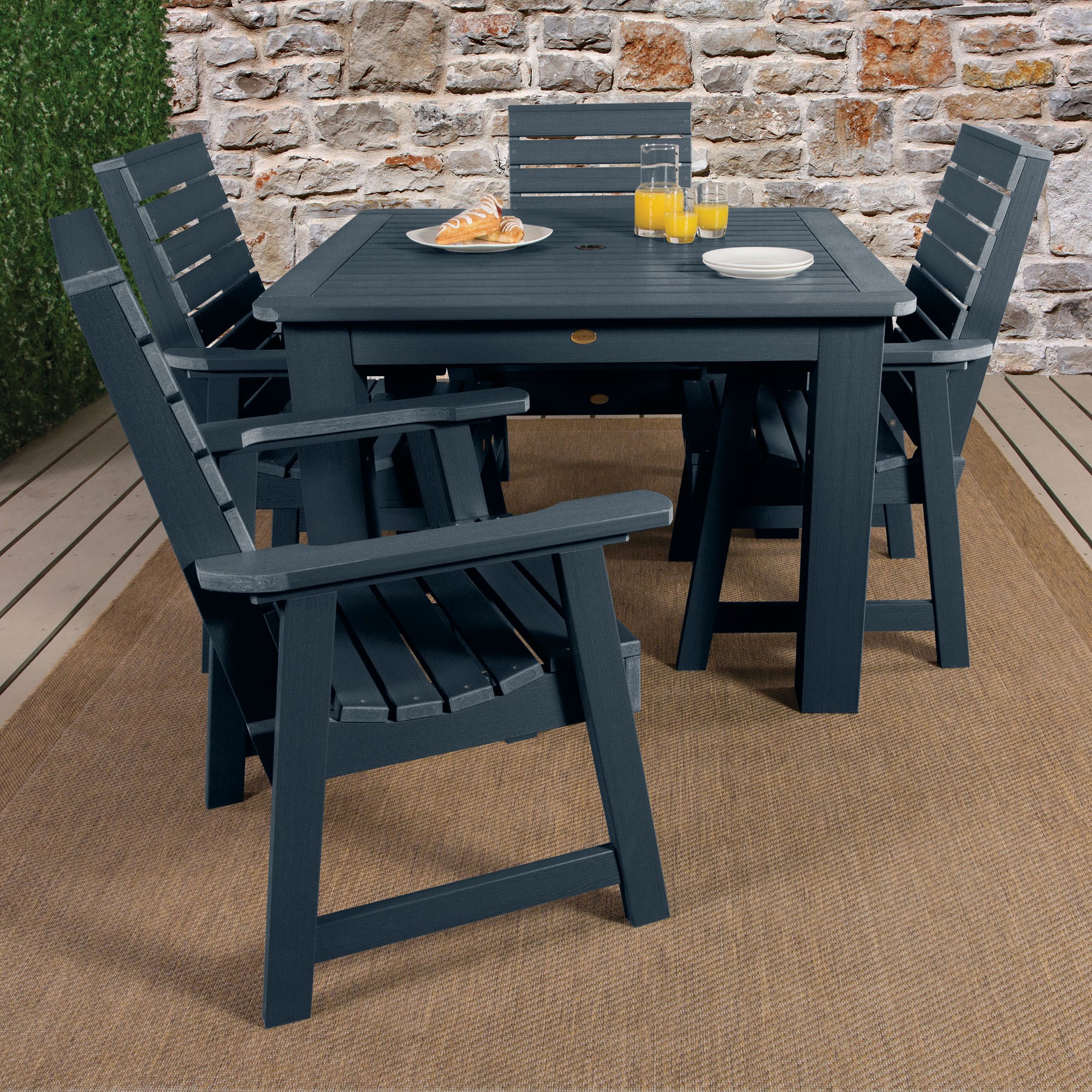 Highwood The Weatherly 5-Piece Blue Patio Dining Set In The Patio ...