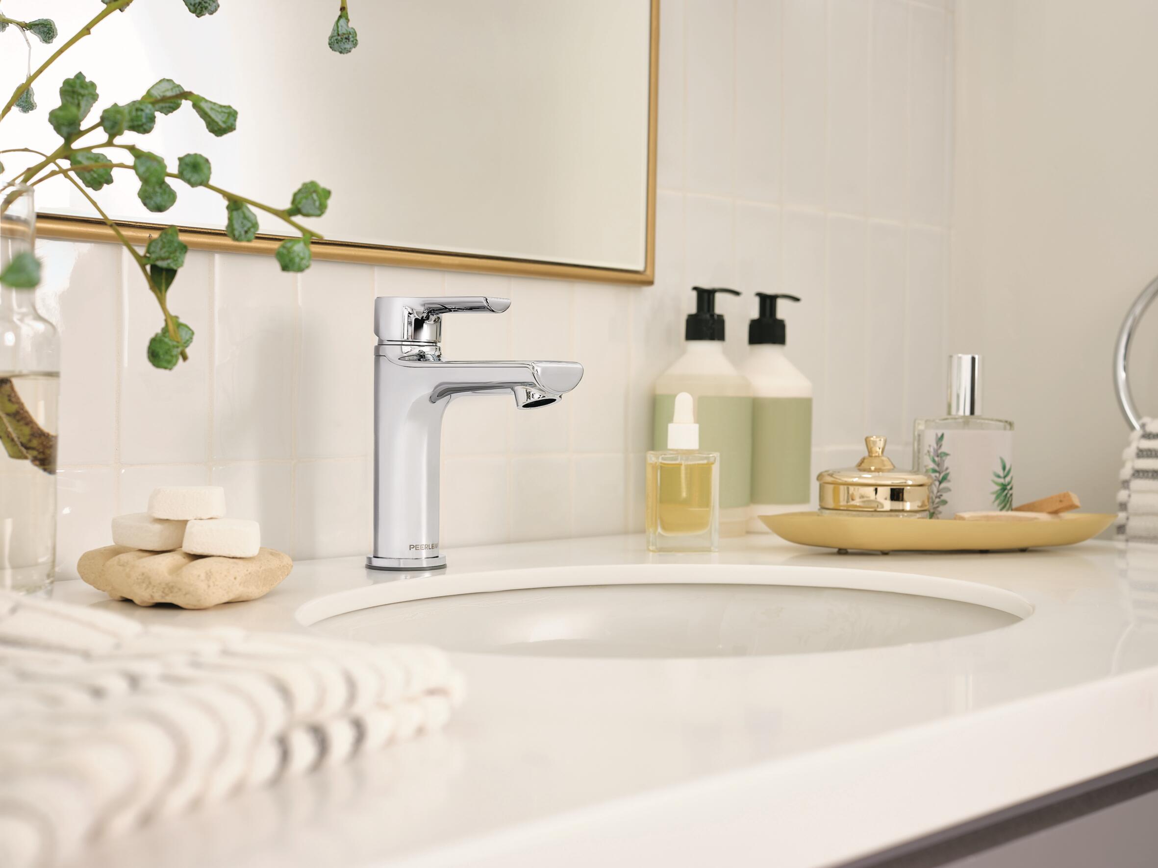 Peerless P1513LF Lavatory-Faucets - View #4