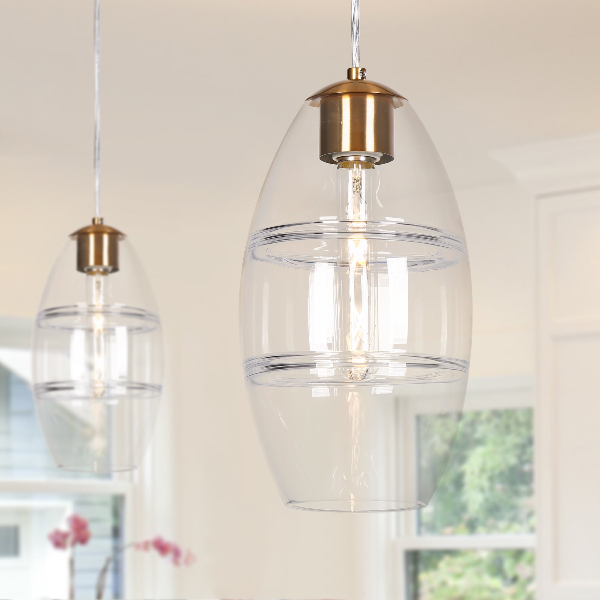 LNC LN6BNNU5312P9C Celery 6.7-in 1 -Light Polished Gold and Clear Glass Modern/contemporary Clear glass Cylinder Mini Hanging Pendant light