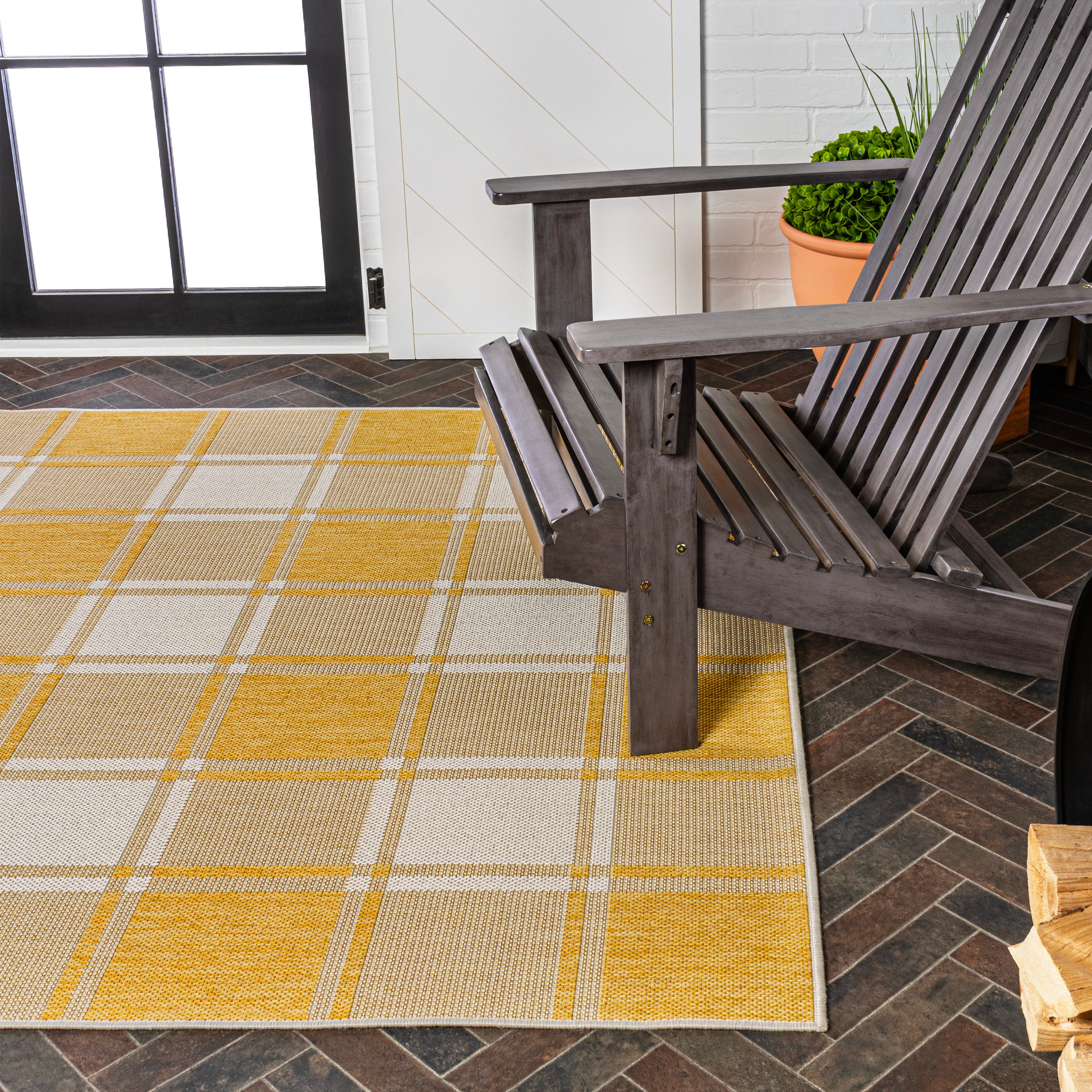 Sabine Bold Gingham Yellow and Cream 3 x 5 Synthetic Indoor/Outdoor Rug