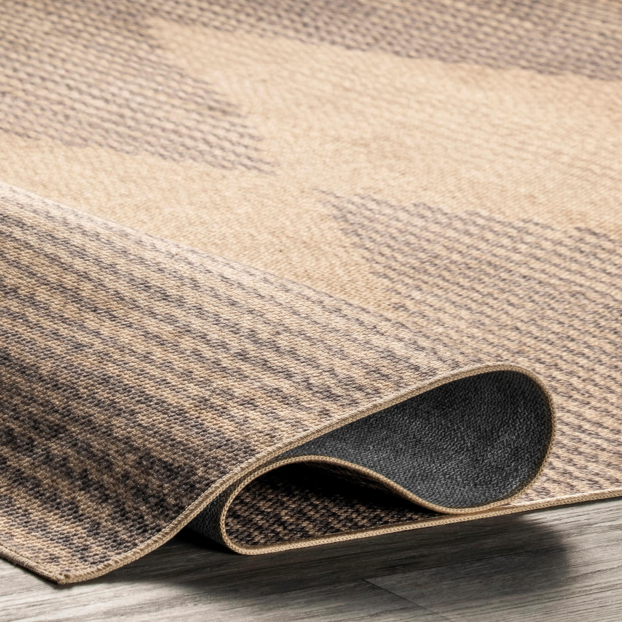 Natural and Gray Geometric Synthetic 3' x 5' Washable Area Rug