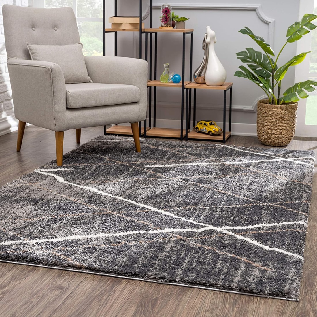 HomeRoots 4000392341 3 x 5 (ft) Polyester Grey Rectangular Indoor Abstract Area rug