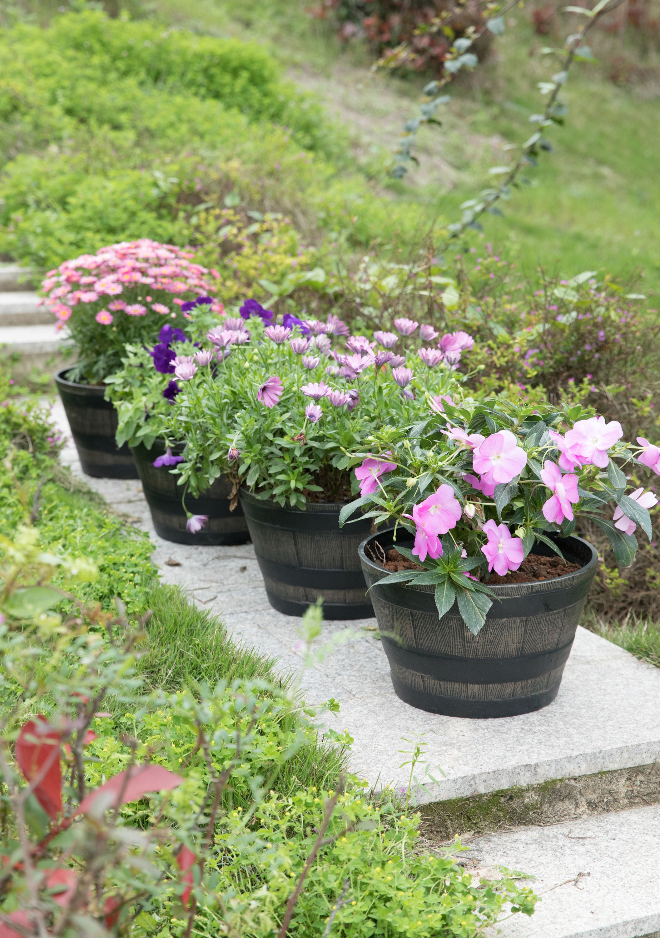 Gardenised Rustic Wood- Look Plastic Half Barrel Flower Pot Bucket Planter, Pack of 4