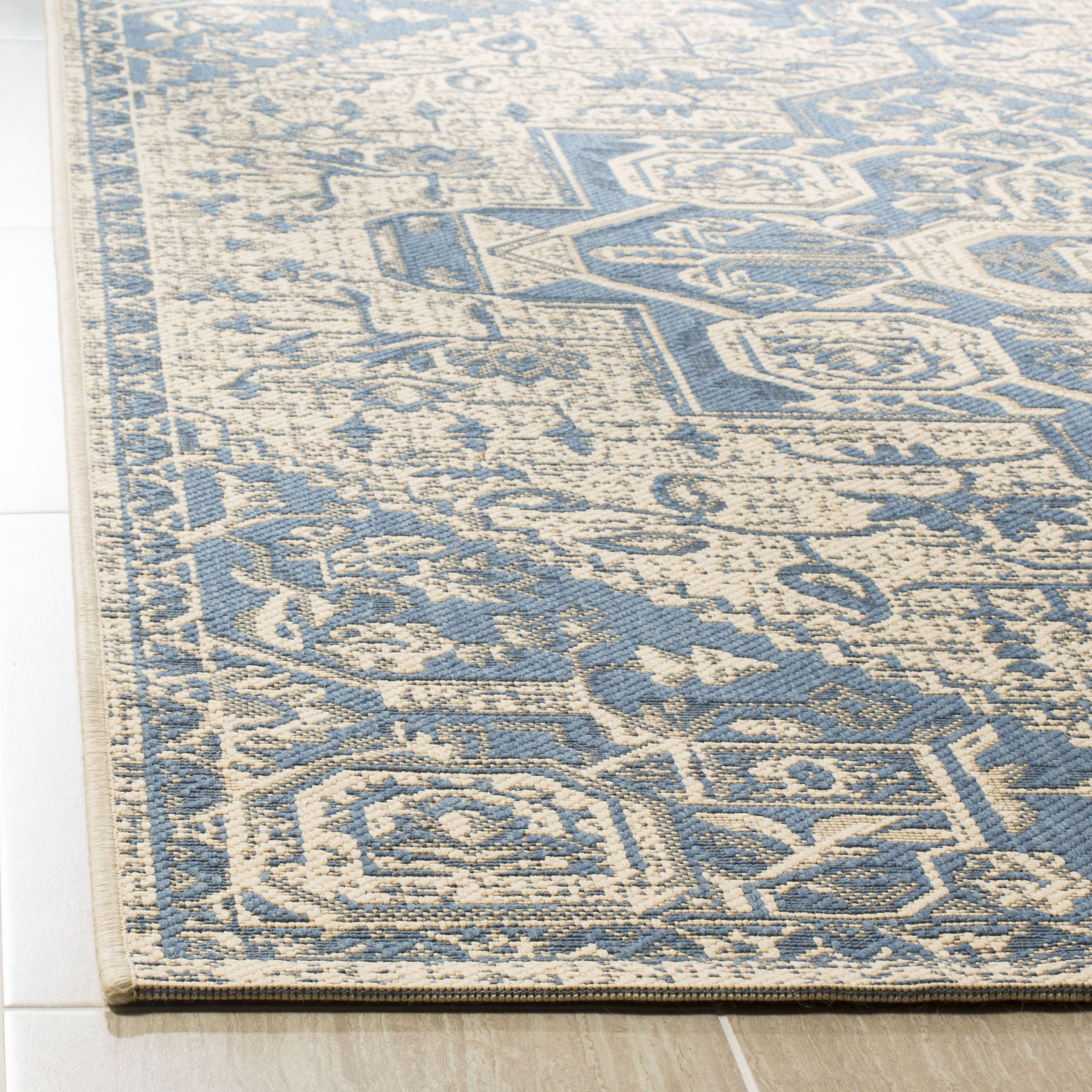 Safavieh LND138M-5 rugs - View #3