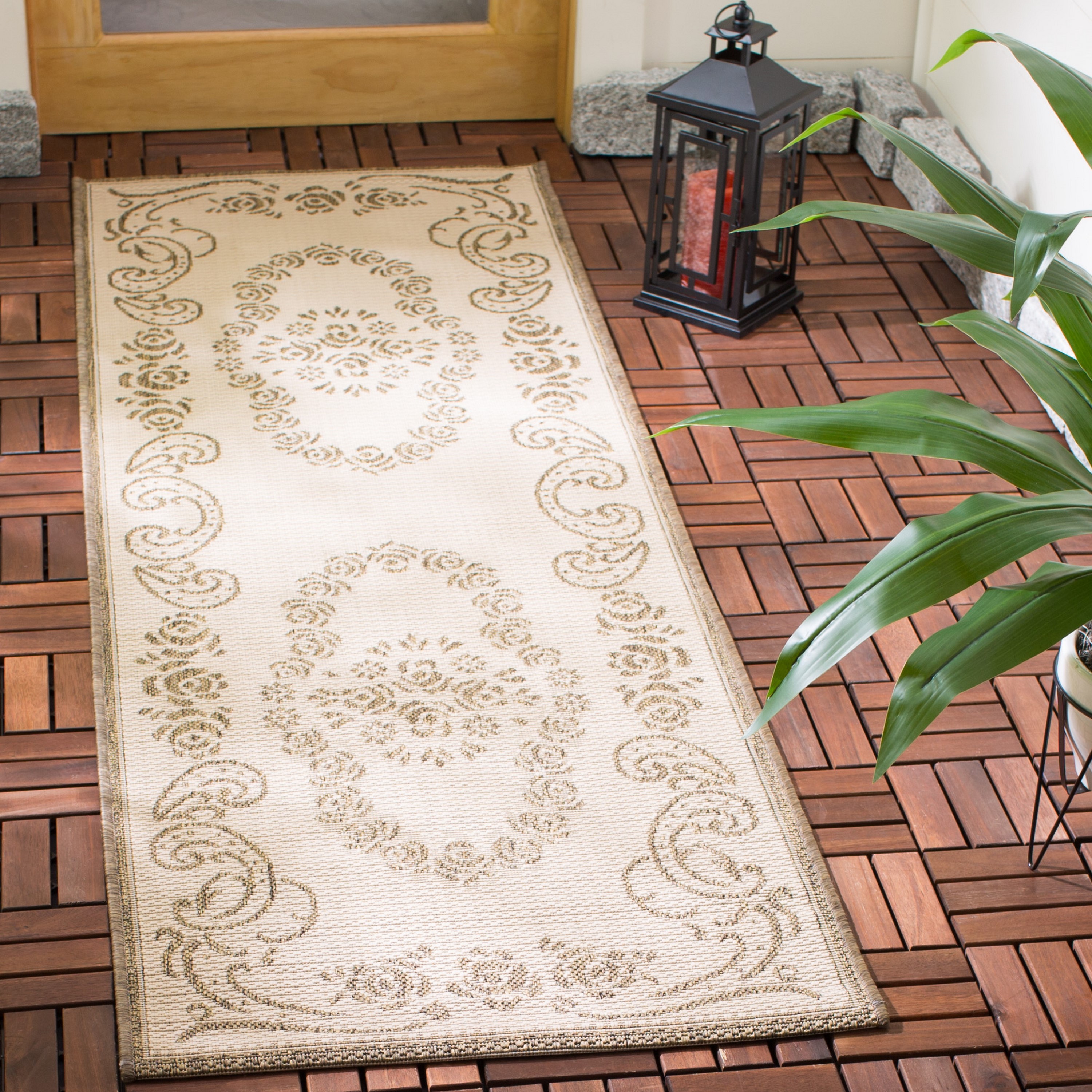 Safavieh CY1893-3001-27 Courtyard Orleans 2 x 7 (ft) Loomed Polypropylene Natural/Brown Rectangular Indoor/Outdoor Floral/Botanical Coastal Runner rug