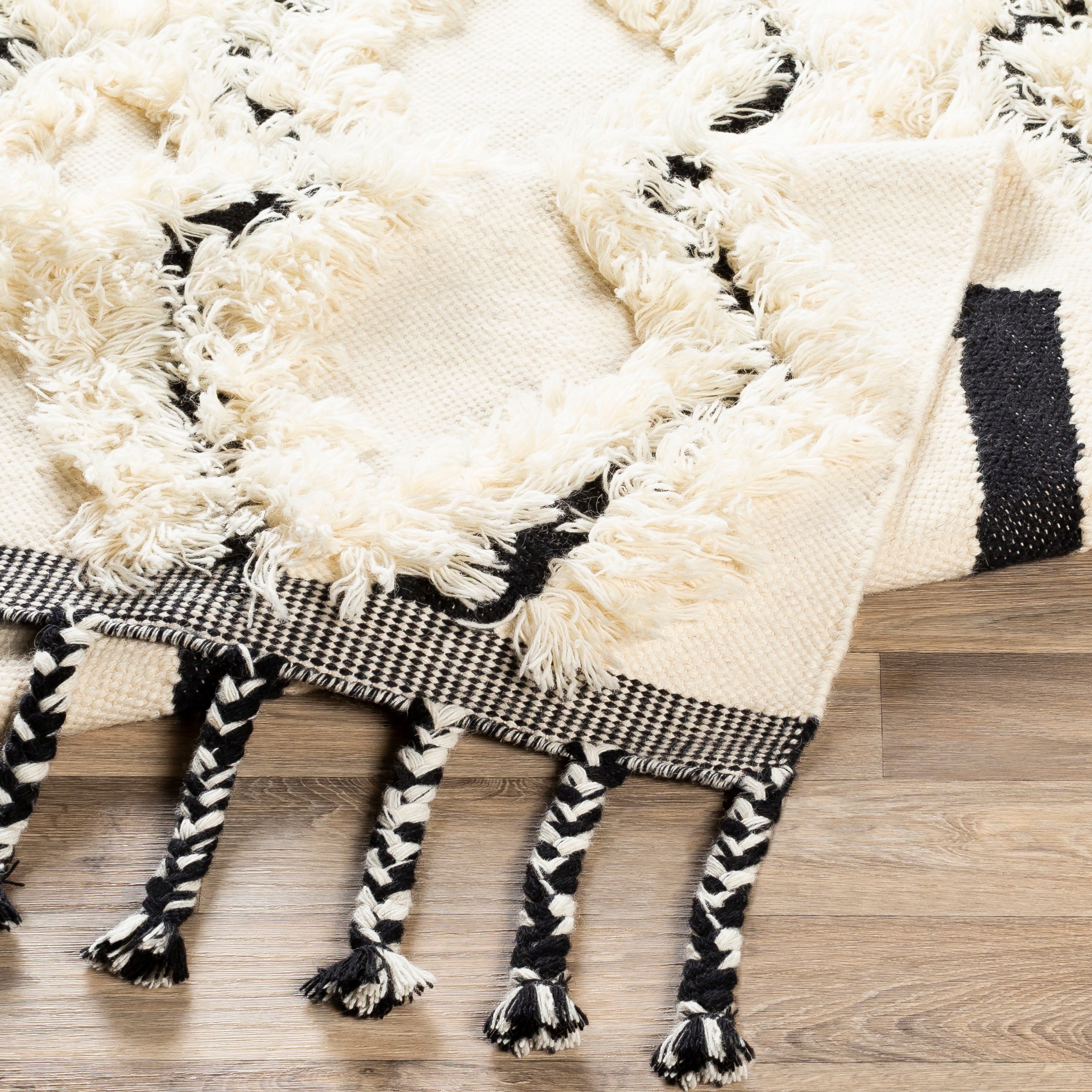 Surya APA2300-23 rugs - View #4