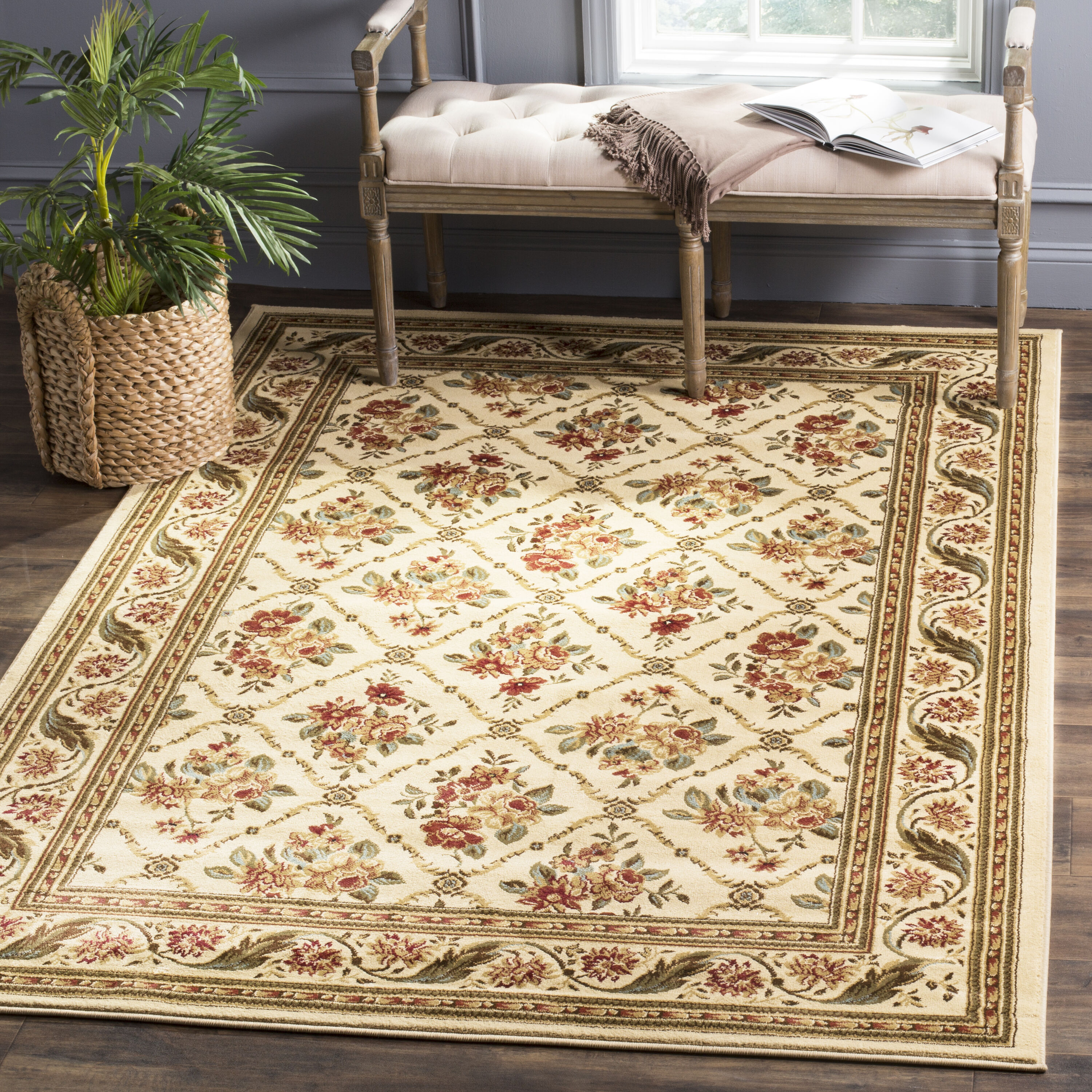 Safavieh LNH556-1212-3 Lyndhurst Floral Lattice 3 x 5 (ft) Loomed Polypropylene Ivory/Ivory Rectangular Indoor Floral/Botanical Oriental Throw rug