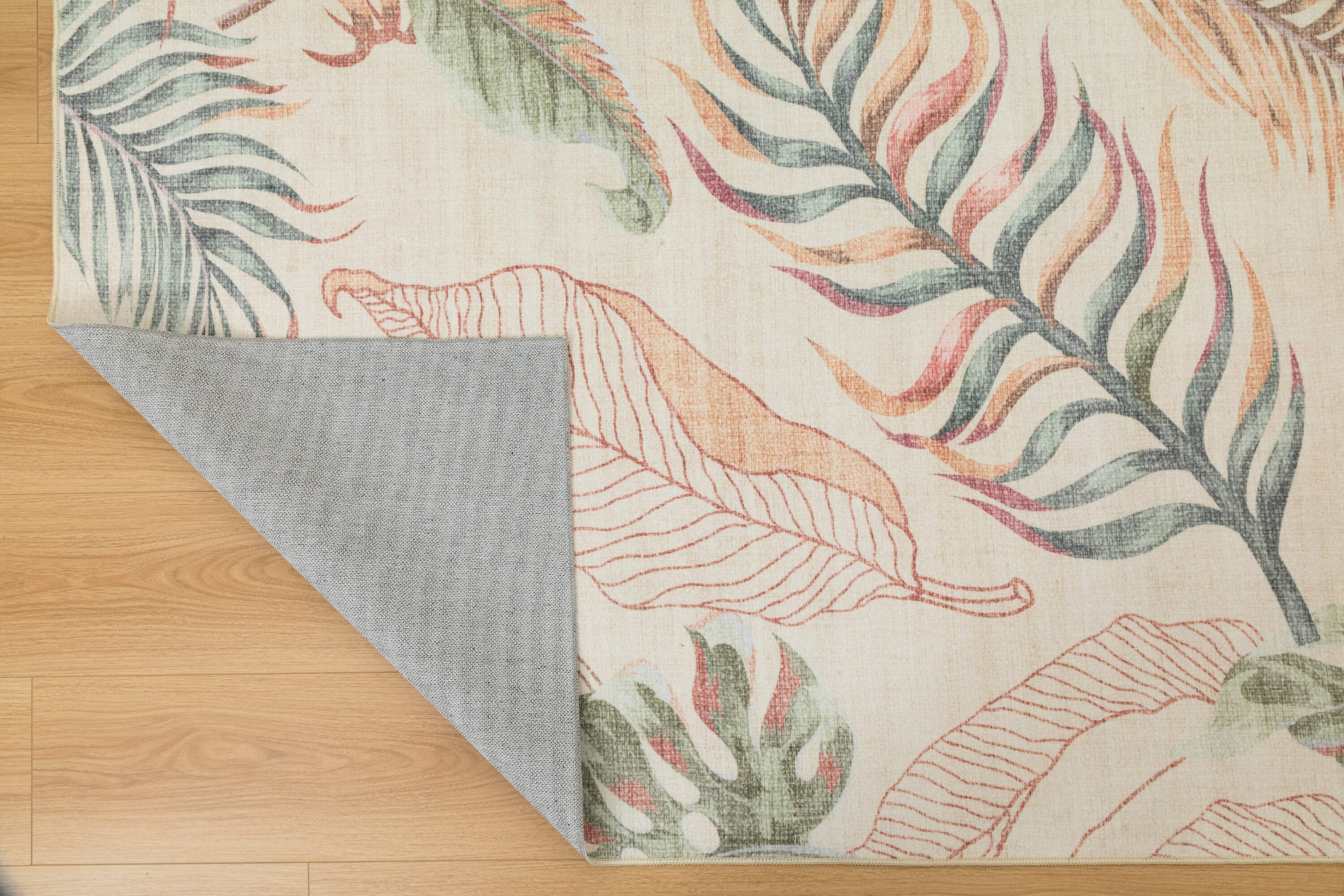 Florida Tropical Multicolor Polyester Rectangular Area Rug 5' x 7'