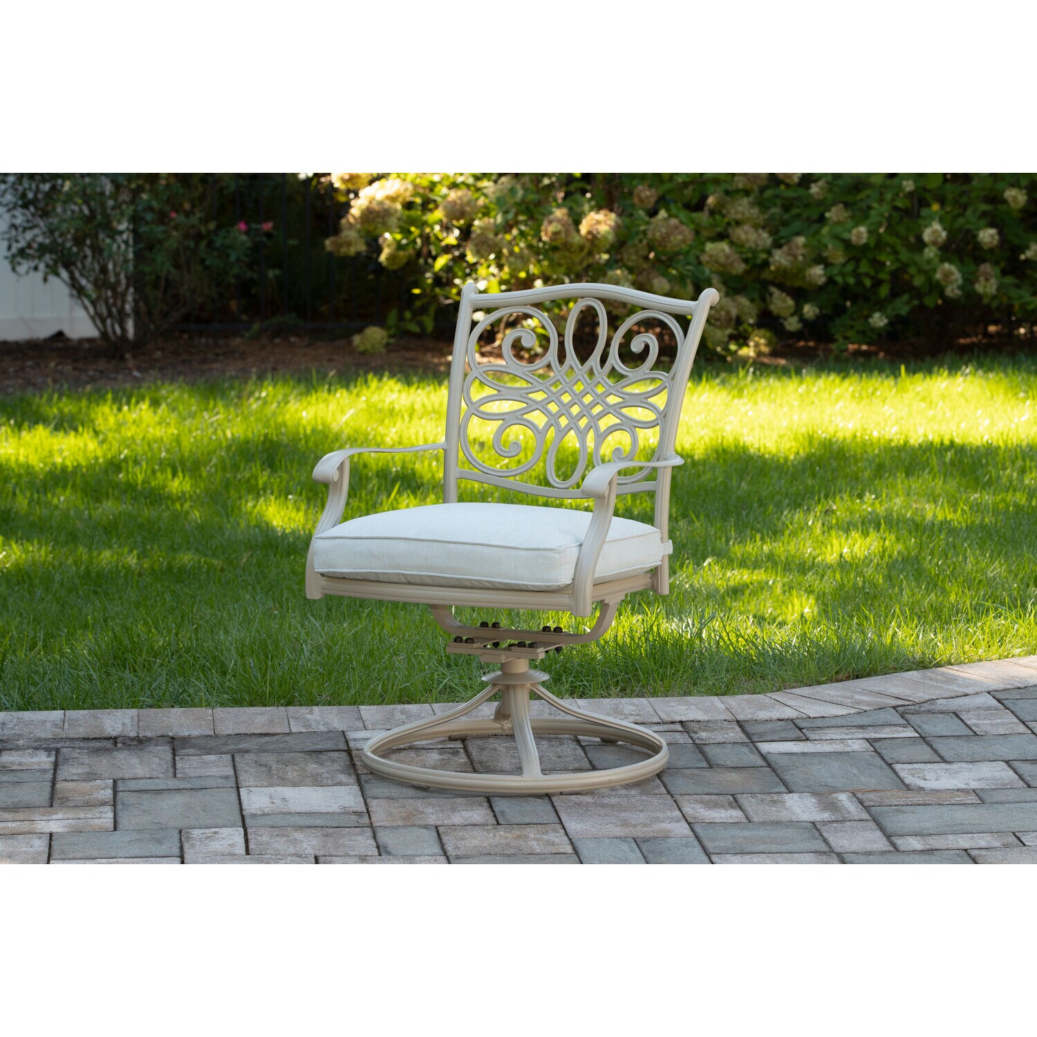Hanover TRADDNSD5PCSW4-BE Patio-Dining-Sets - View #10