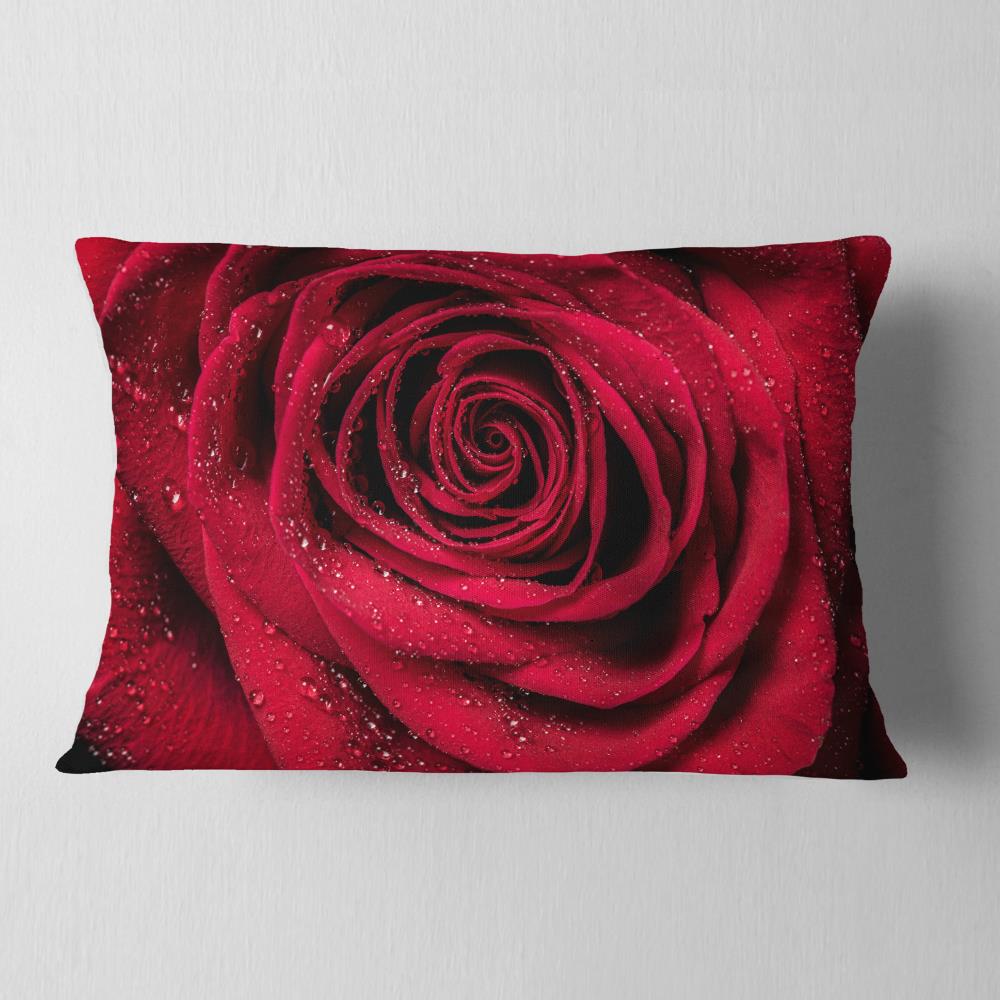 Designart CU10000-12-20 12-in x 20-in Red Indoor Decorative Pillow
