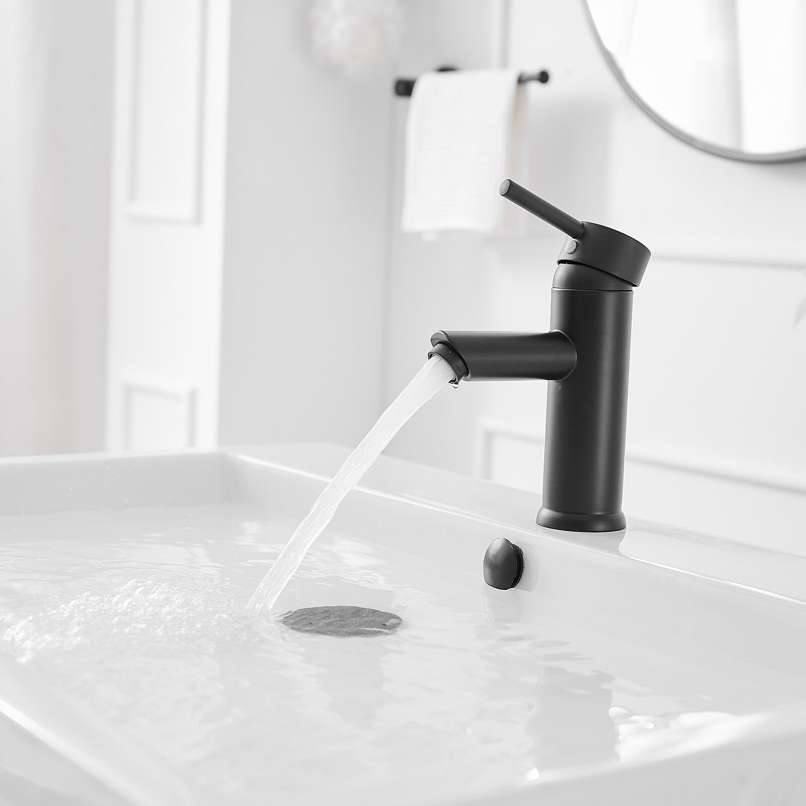 Matte Black Stainless Steel Single-Handle Bathroom Faucet
