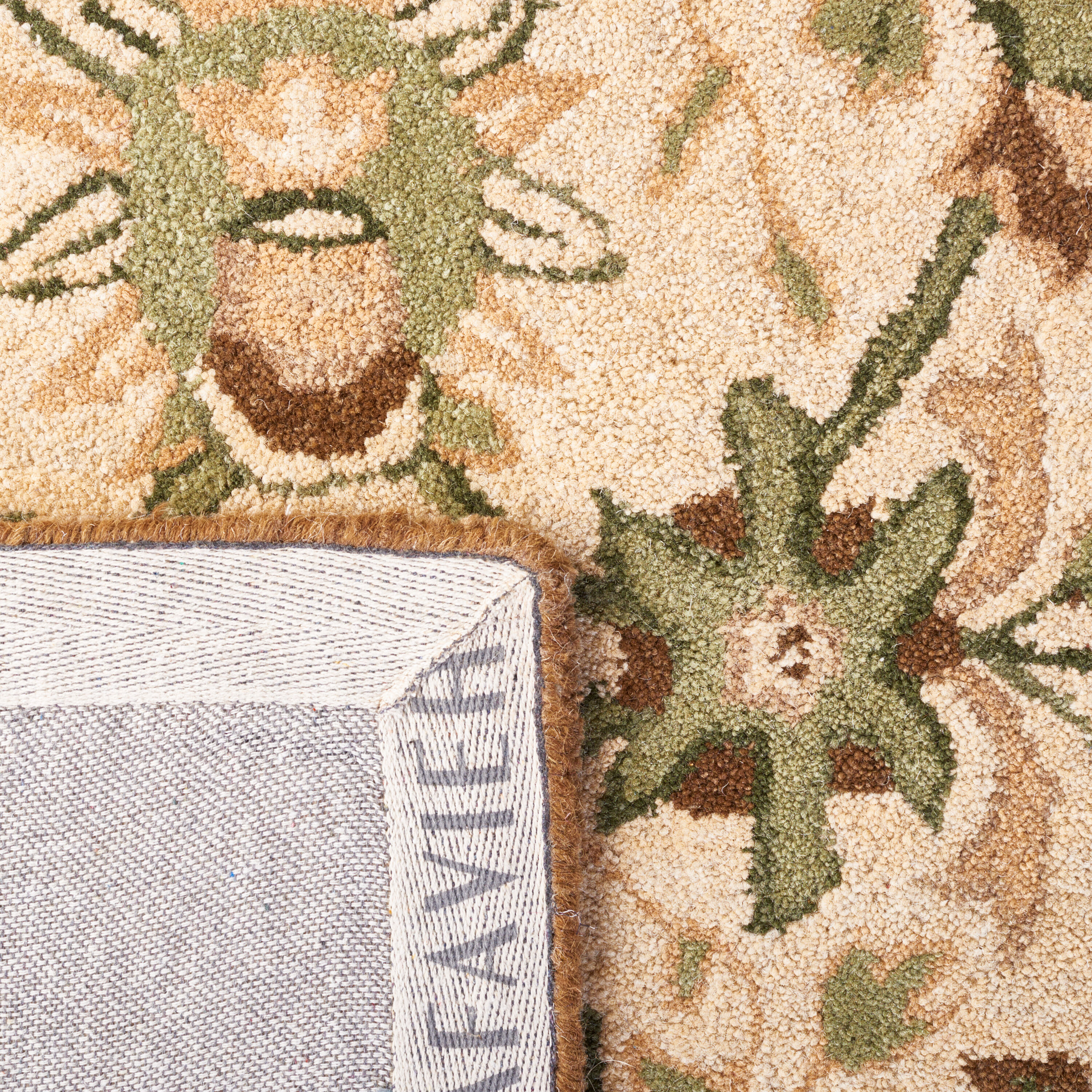 Safavieh AT65B-5 rugs - View #3