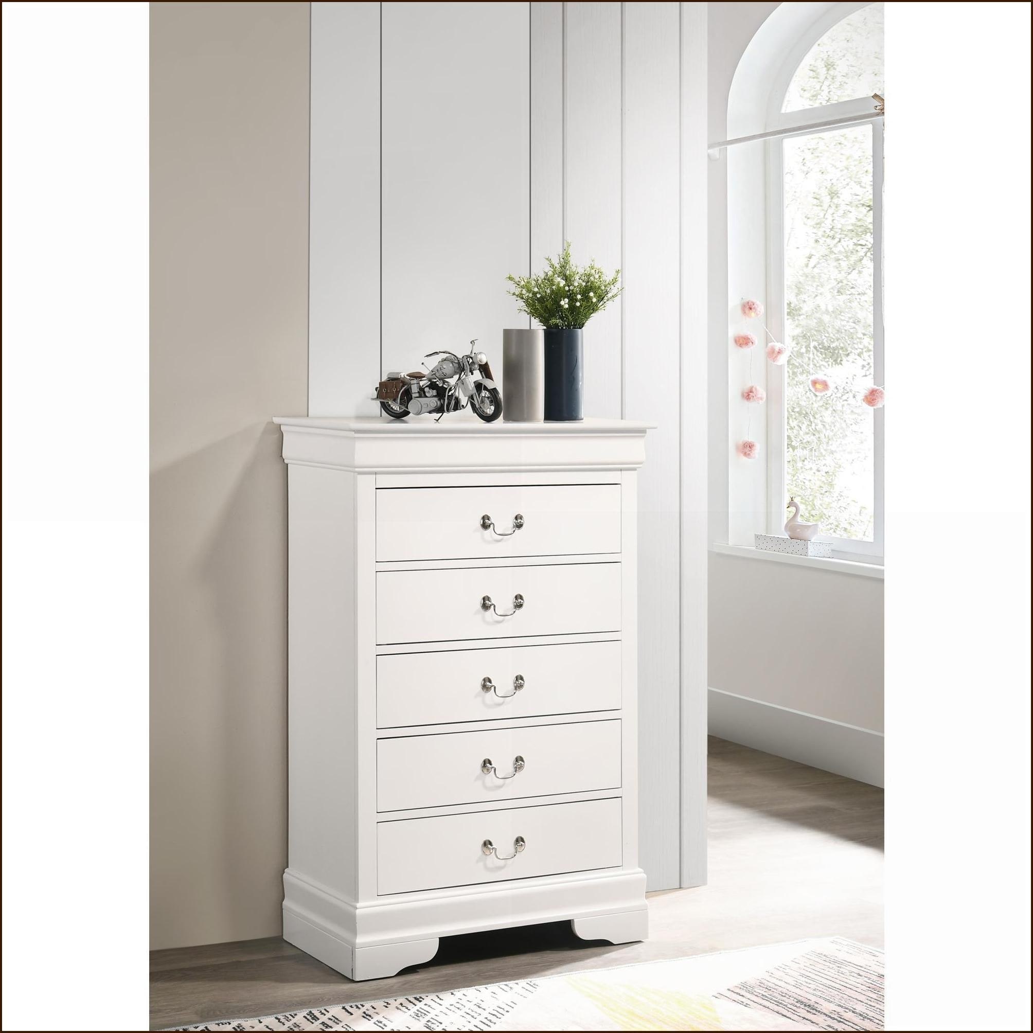 SunJet Versatile Traditional Storage Chest in White finish made of ...