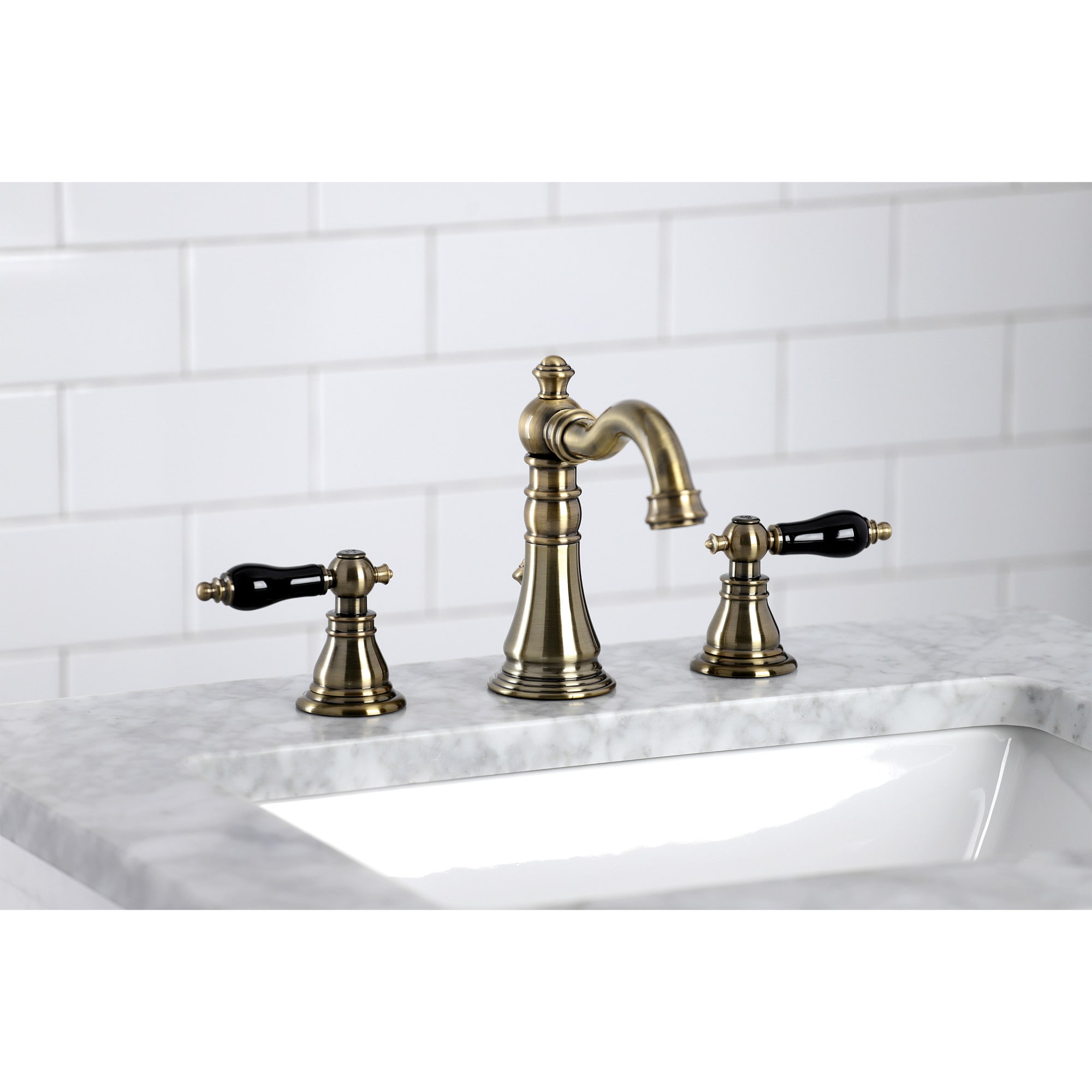 Kingston Brass WLFSC19733AKL Duchess Antique brass Widespread 2-handle Mid-arc Residential Handle Bathroom Sink Faucet with Drain