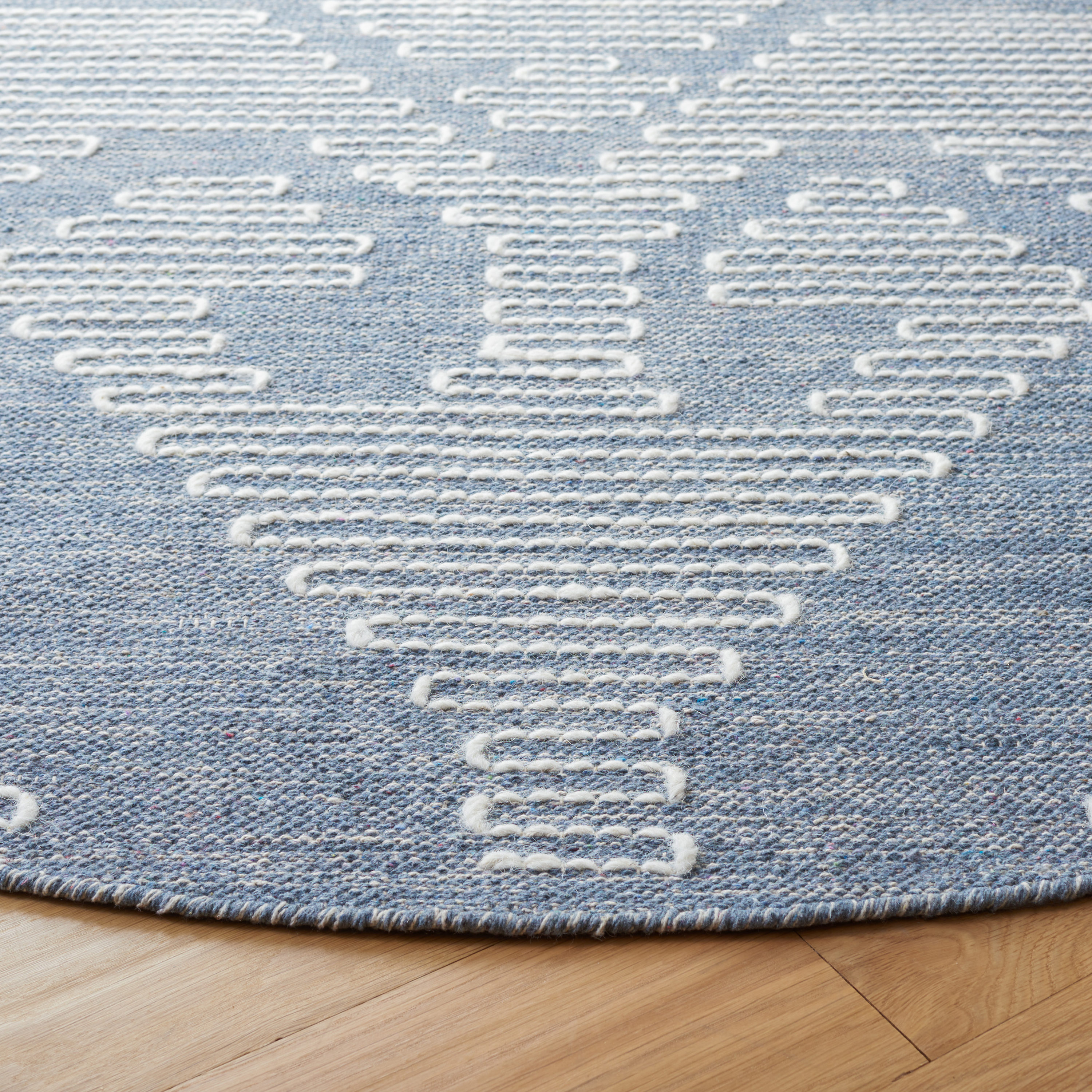 Blue and Ivory Round Handwoven Wool and Cotton Rug, 6' x 6'