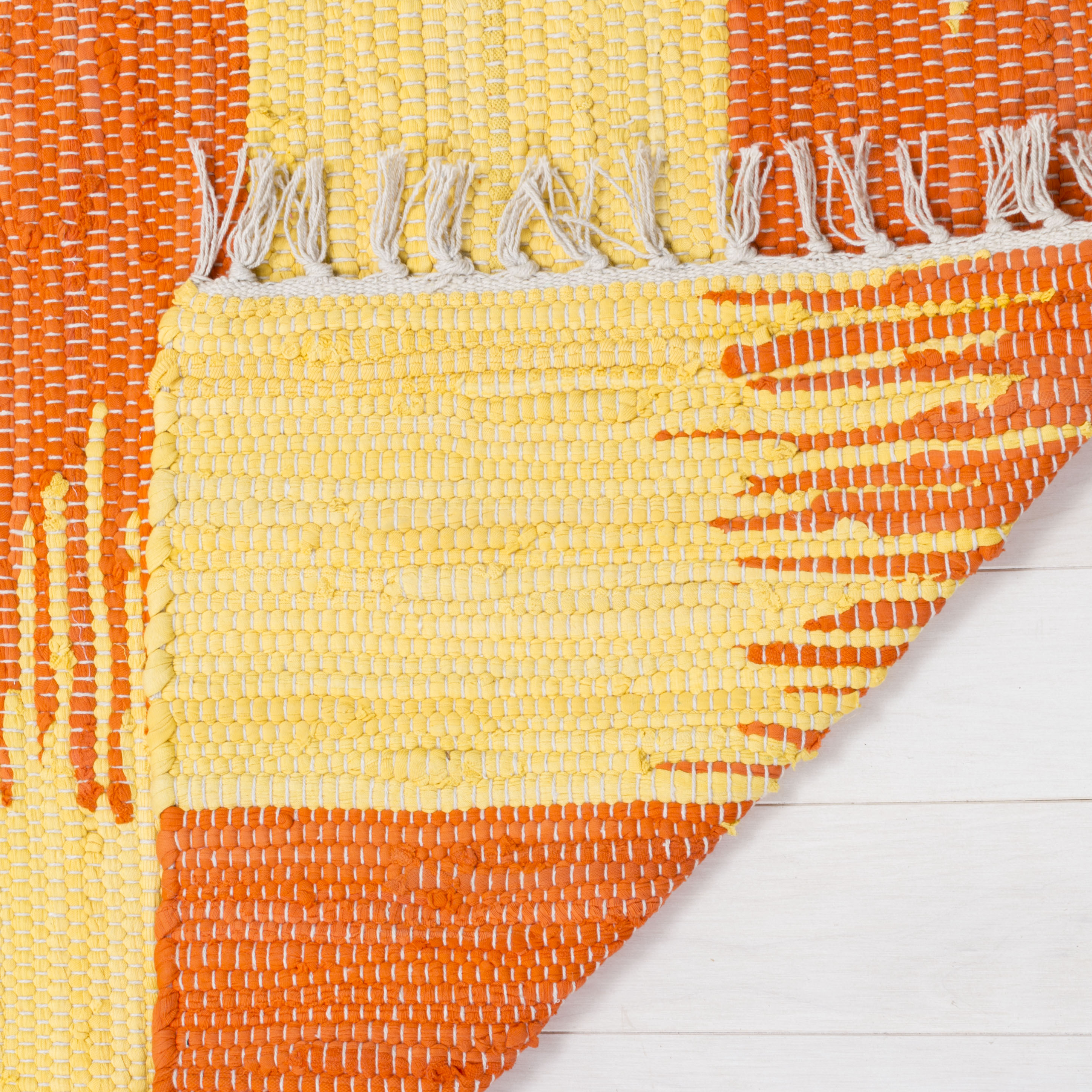 Safavieh MTK721C-24 rugs - View #4