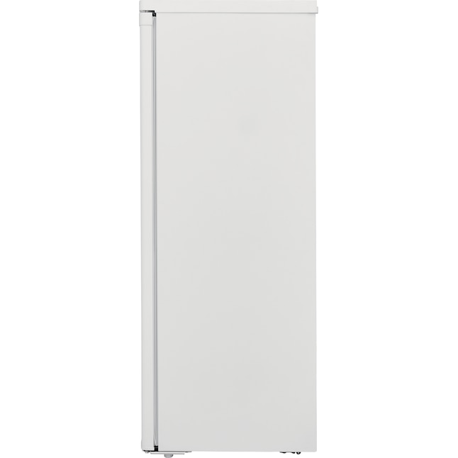 Frigidaire FFUM0623AW 6 Cu. ft. Upright Freezer – White