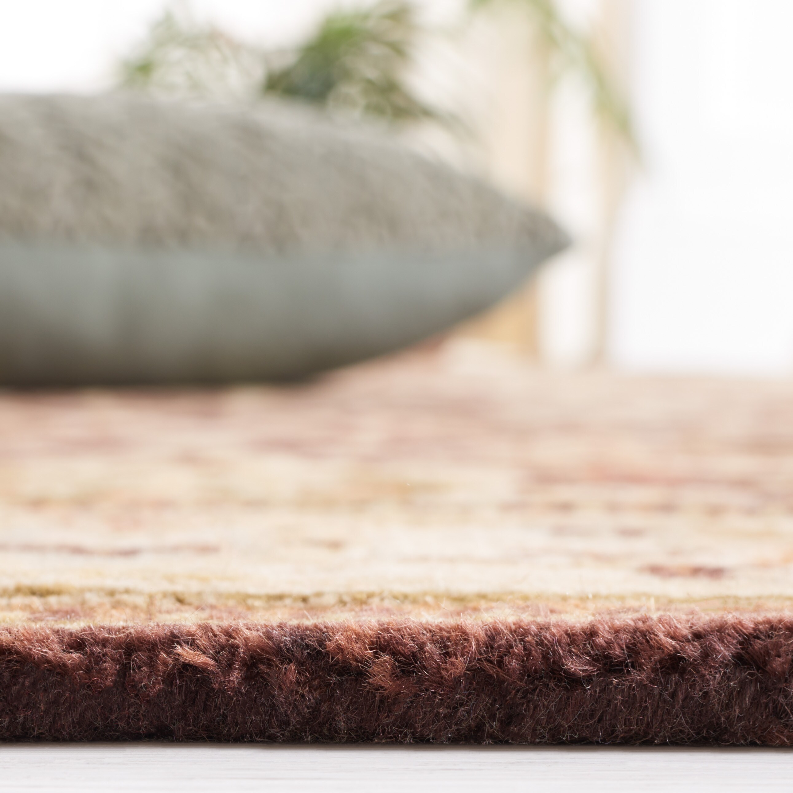 Safavieh PL819J-4 rugs - View #4