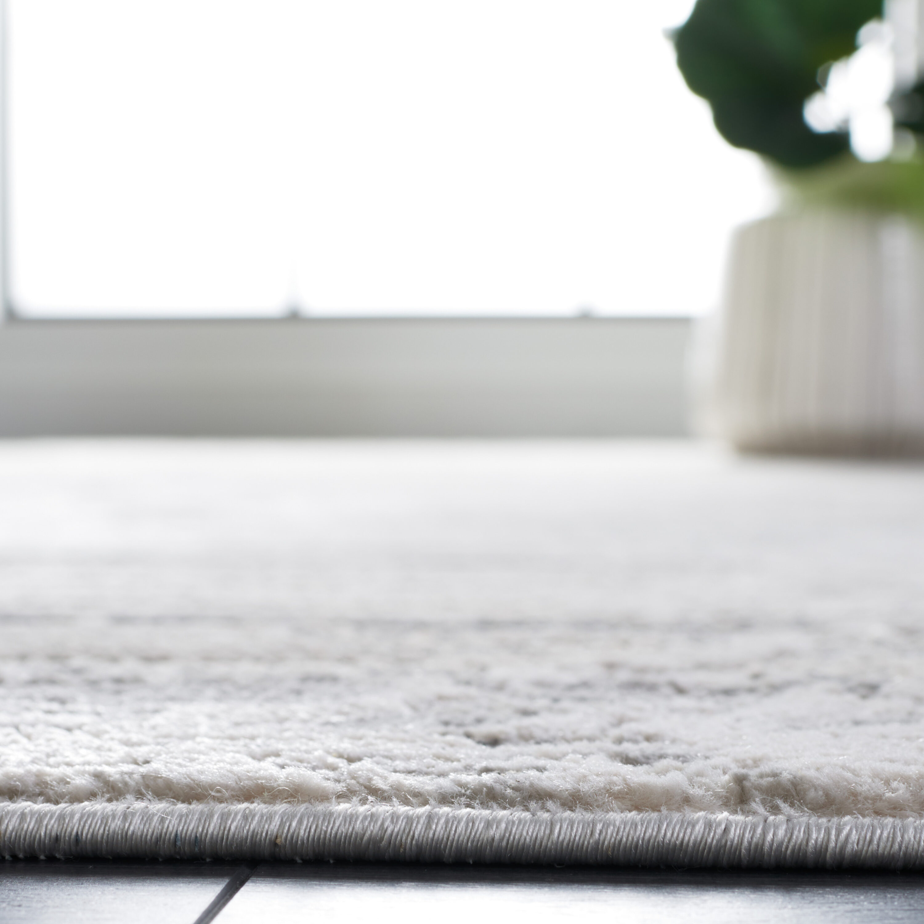 Safavieh VGE228B-7SQ rugs - View #4